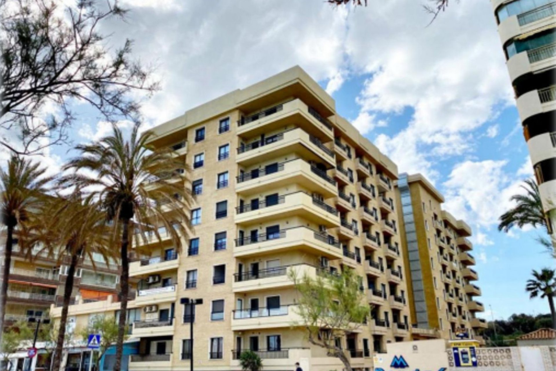 Resale - Apartment - Middle Floor Apartment - Fuengirola - Los Boliches