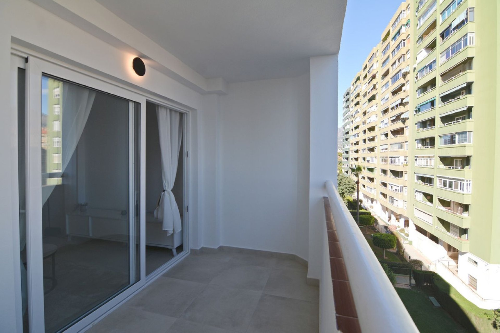 Resale - Apartment - Middle Floor Apartment - Fuengirola - Los Boliches