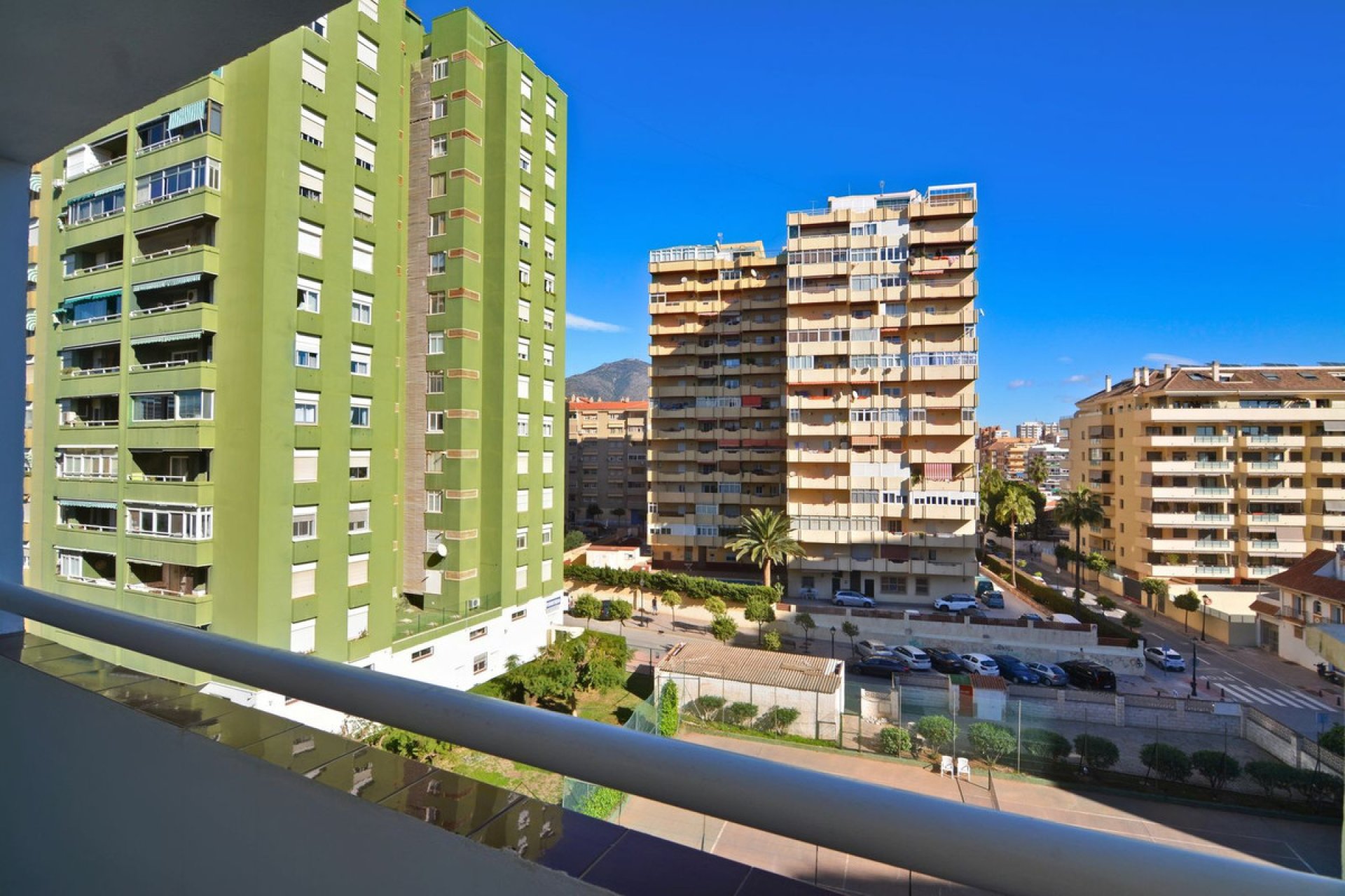 Resale - Apartment - Middle Floor Apartment - Fuengirola - Los Boliches