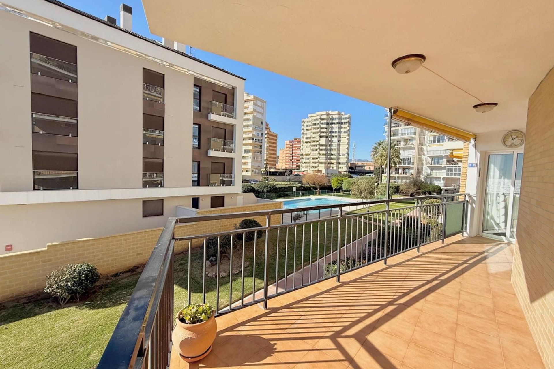 Resale - Apartment - Middle Floor Apartment - Fuengirola - Los Boliches