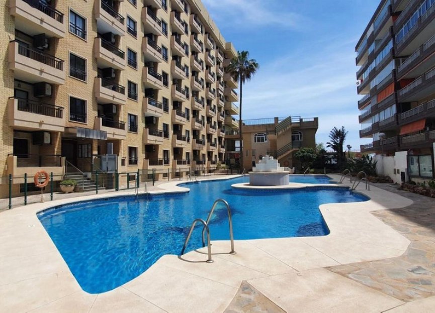 Resale - Apartment - Middle Floor Apartment - Fuengirola - Los Boliches