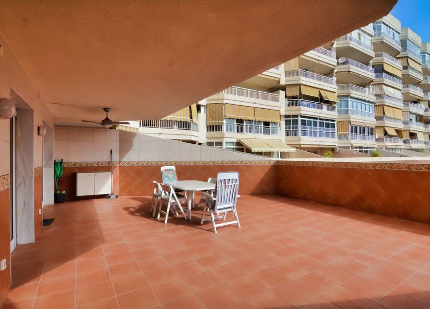 Resale - Apartment - Middle Floor Apartment - Fuengirola - Los Boliches