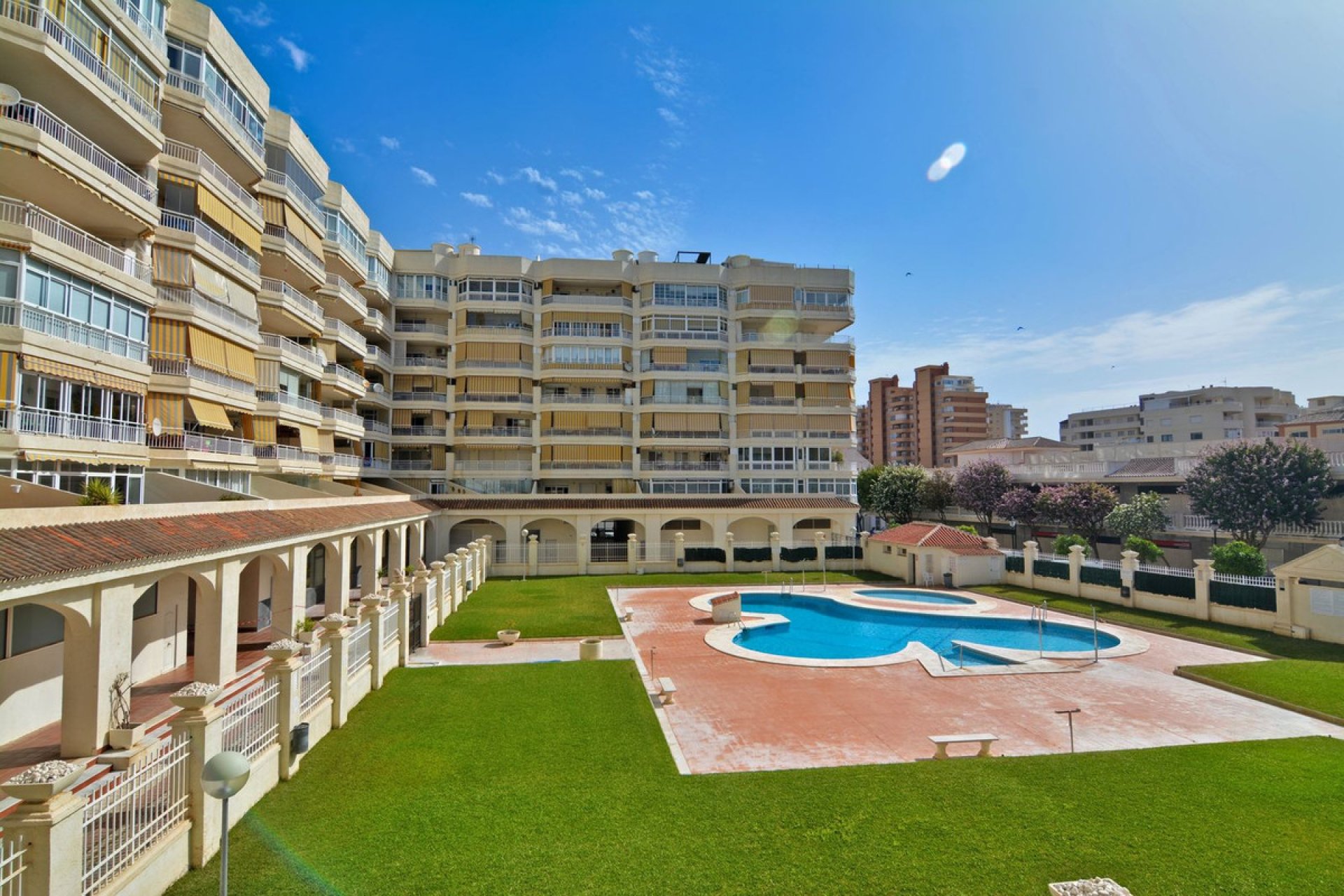 Resale - Apartment - Middle Floor Apartment - Fuengirola - Los Boliches