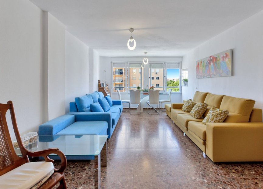 Resale - Apartment - Middle Floor Apartment - Fuengirola - Los Boliches