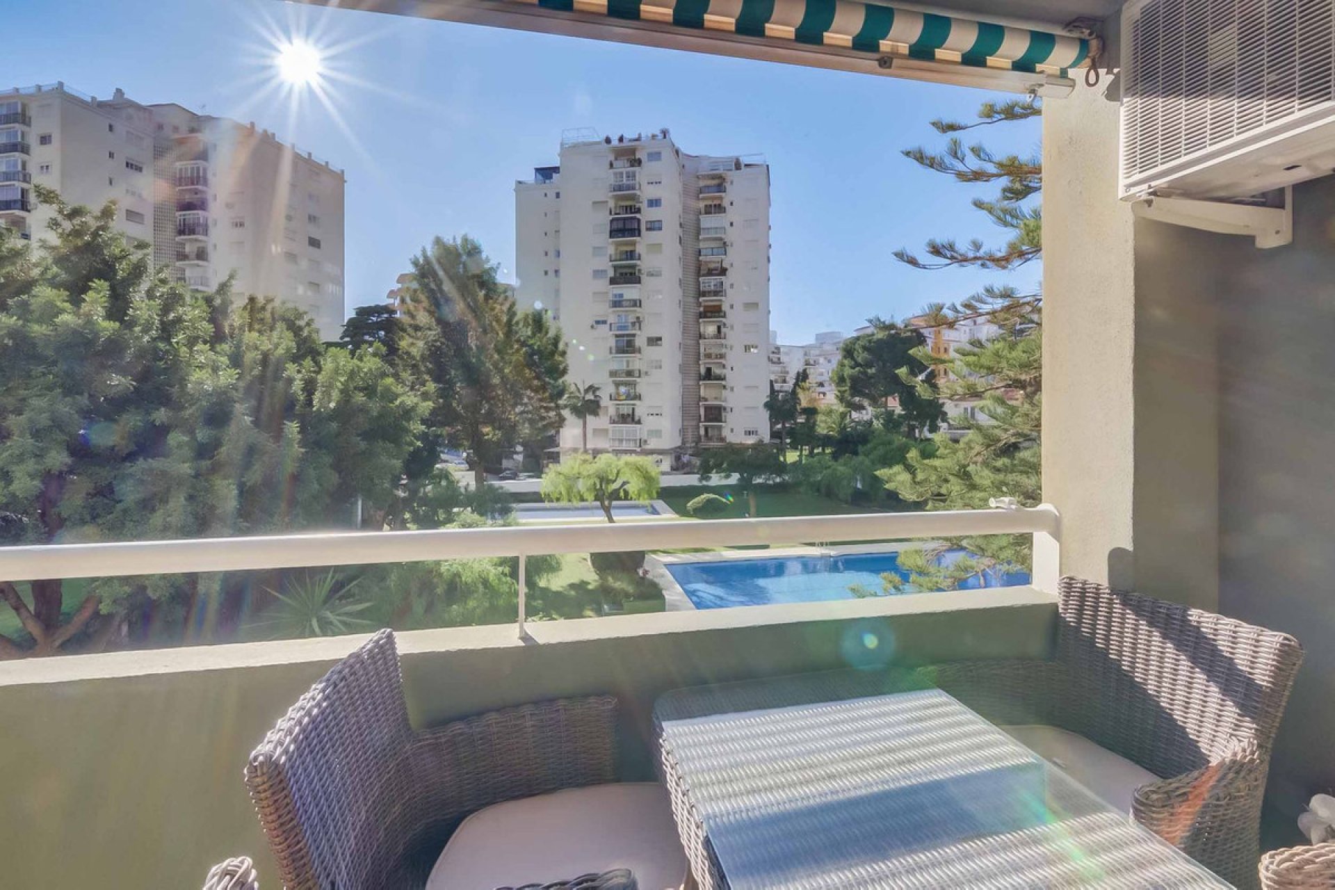 Resale - Apartment - Middle Floor Apartment - Fuengirola - Santa Fe de los Boliches