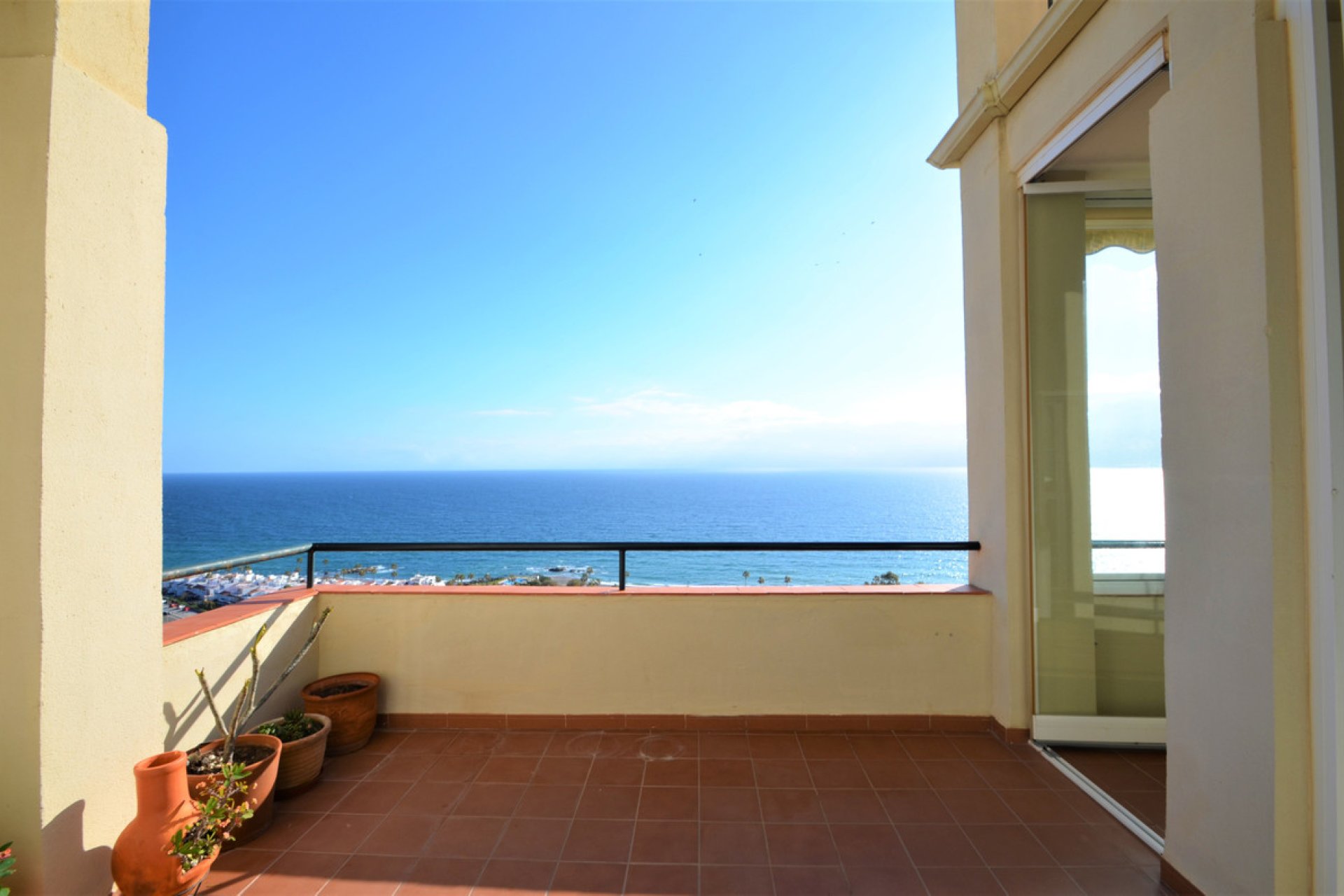 Resale - Apartment - Middle Floor Apartment - Manilva - La Duquesa