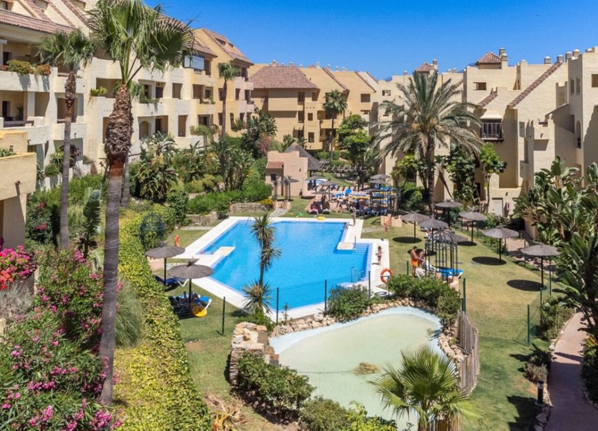 Resale - Apartment - Middle Floor Apartment - Manilva - La Duquesa