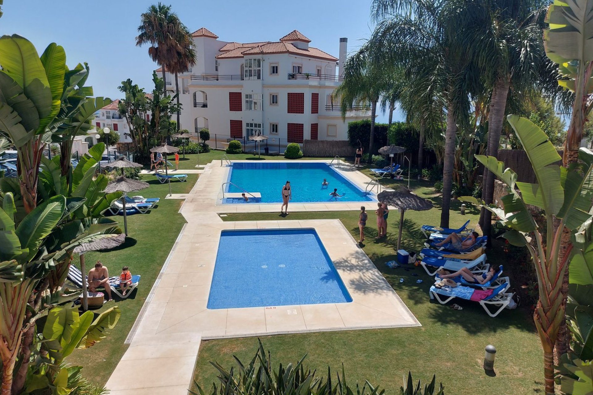 Resale - Apartment - Middle Floor Apartment - Manilva - La Duquesa