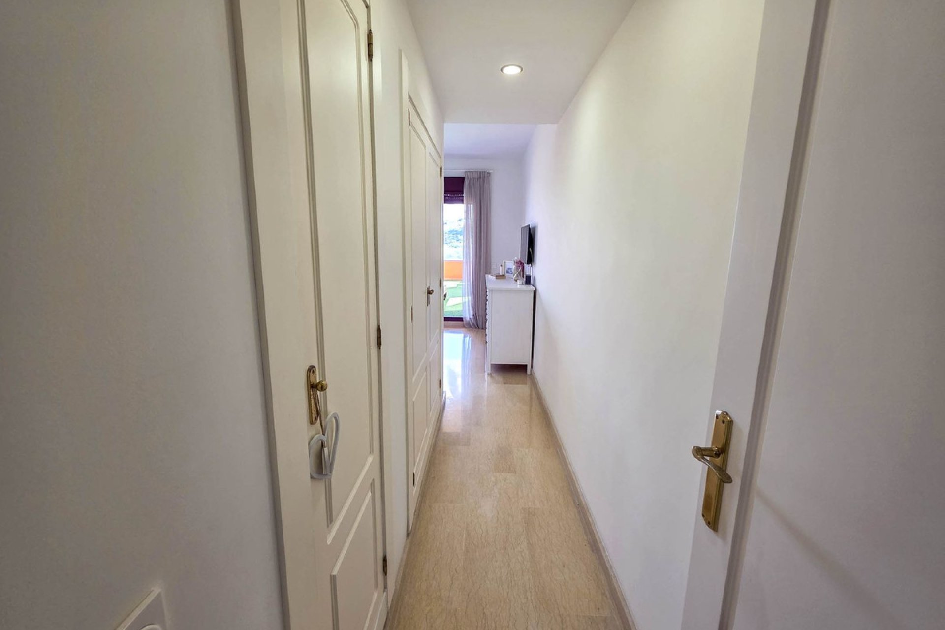 Resale - Apartment - Middle Floor Apartment - Manilva - La Duquesa