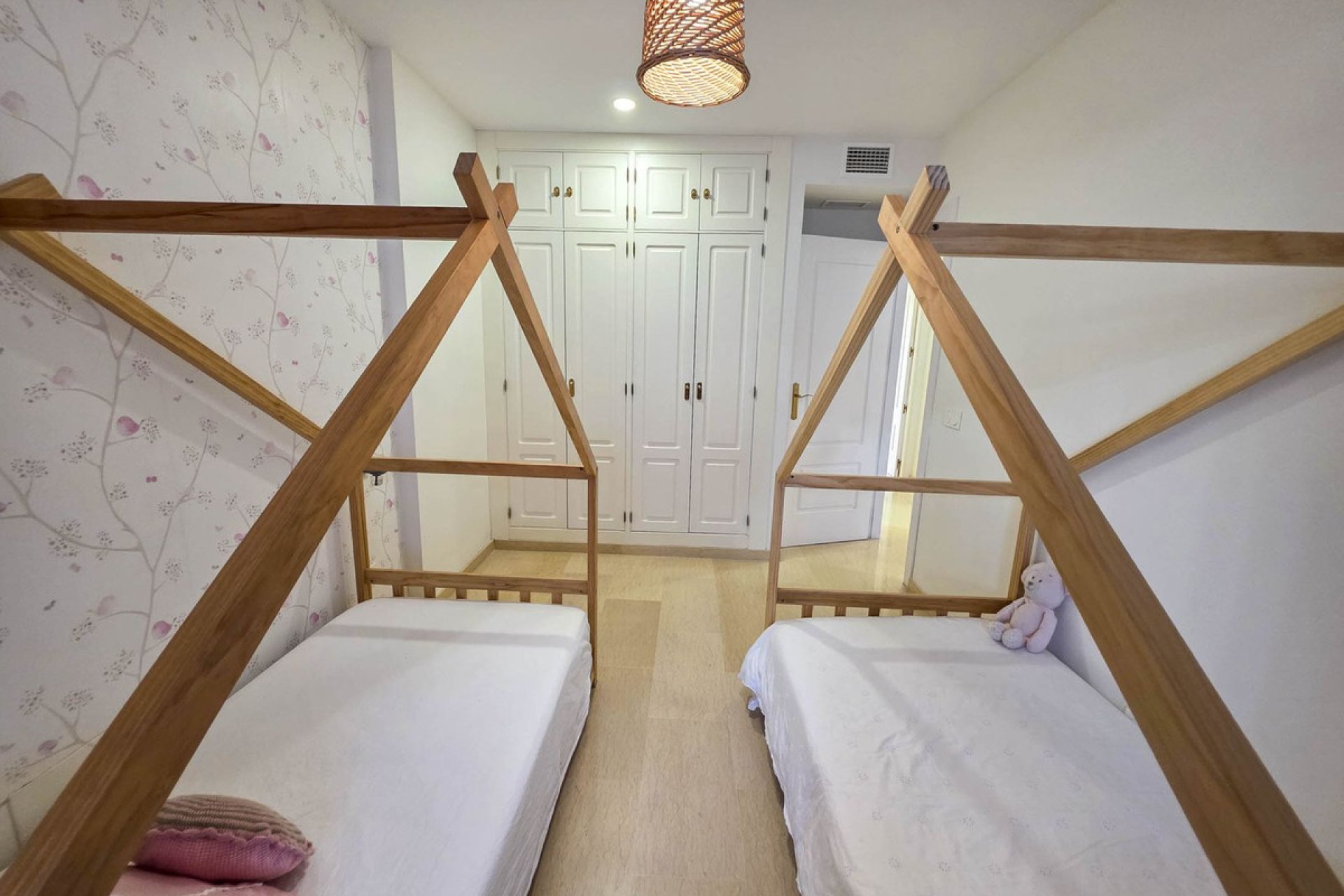 Resale - Apartment - Middle Floor Apartment - Manilva - La Duquesa