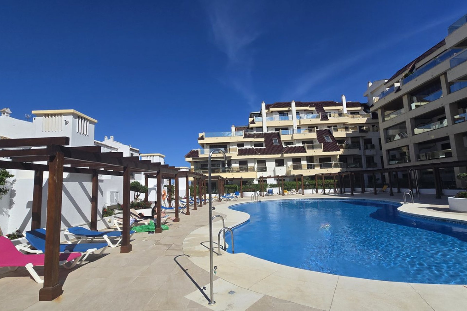 Resale - Apartment - Middle Floor Apartment - Manilva - La Duquesa