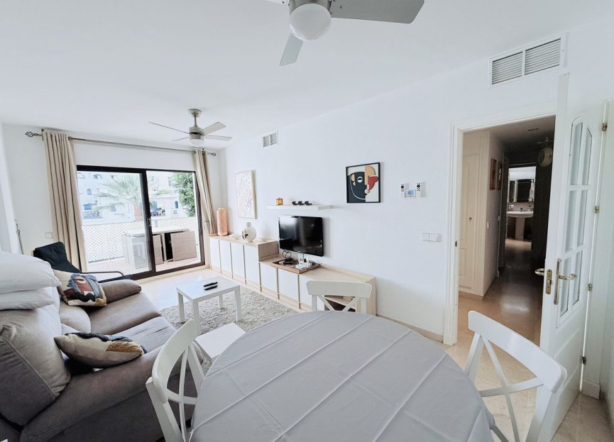 Resale - Apartment - Middle Floor Apartment - Manilva - La Duquesa