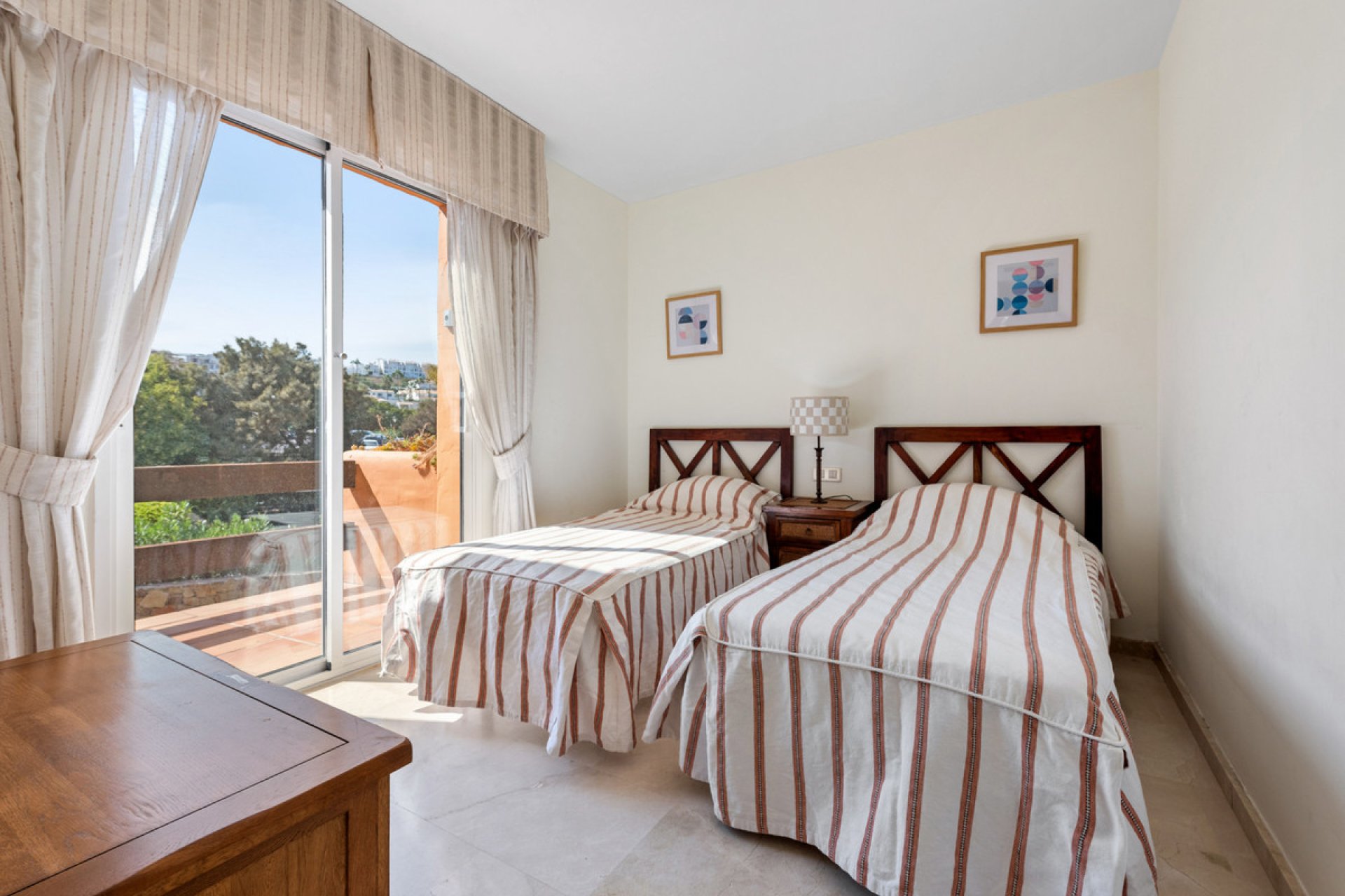 Resale - Apartment - Middle Floor Apartment - Manilva - La Duquesa