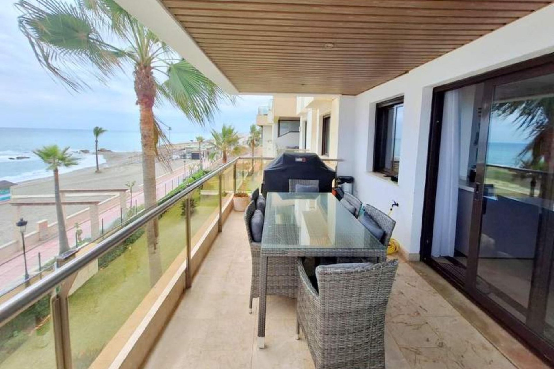 Resale - Apartment - Middle Floor Apartment - Manilva - La Duquesa