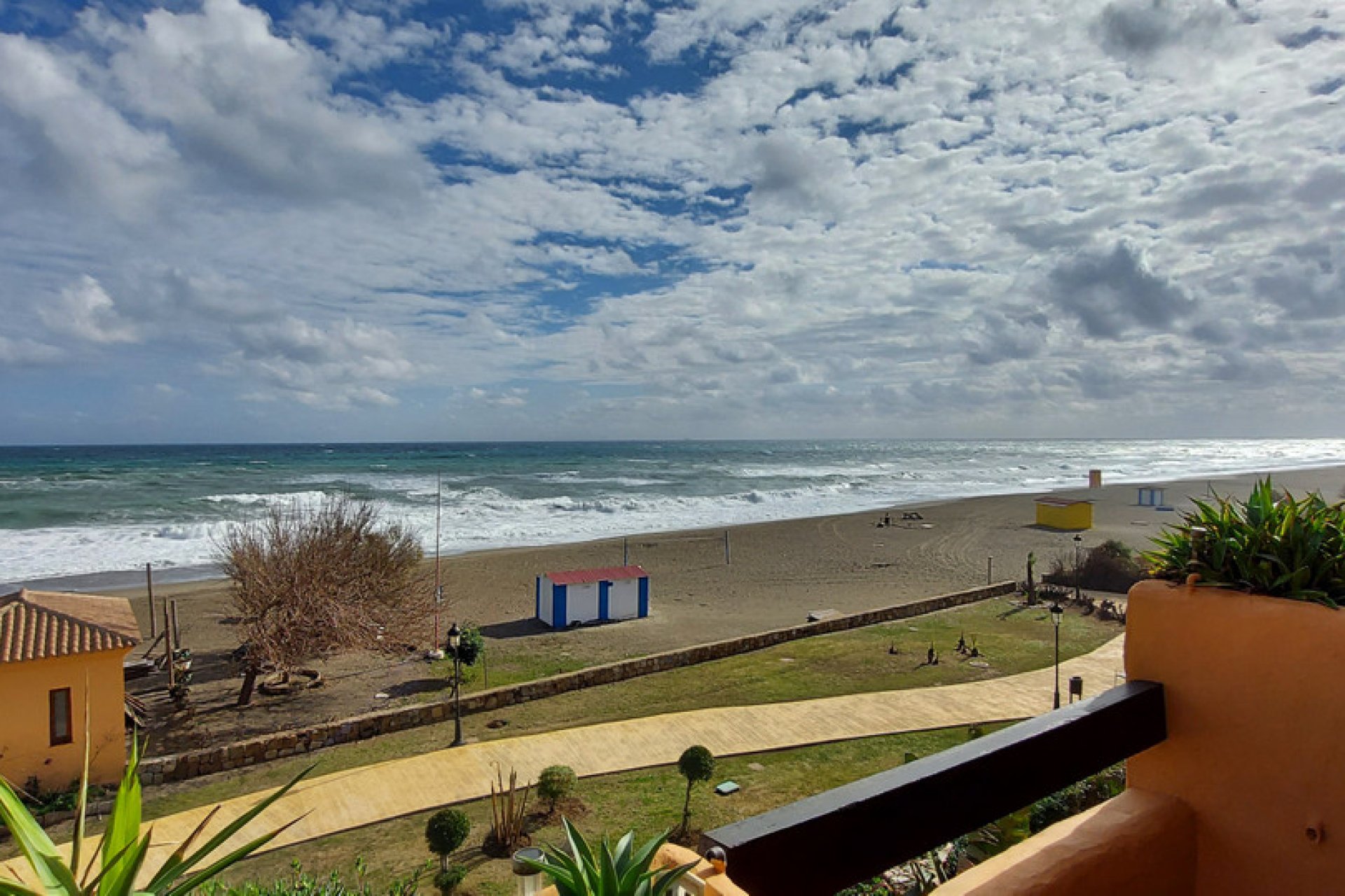 Resale - Apartment - Middle Floor Apartment - Manilva - La Duquesa