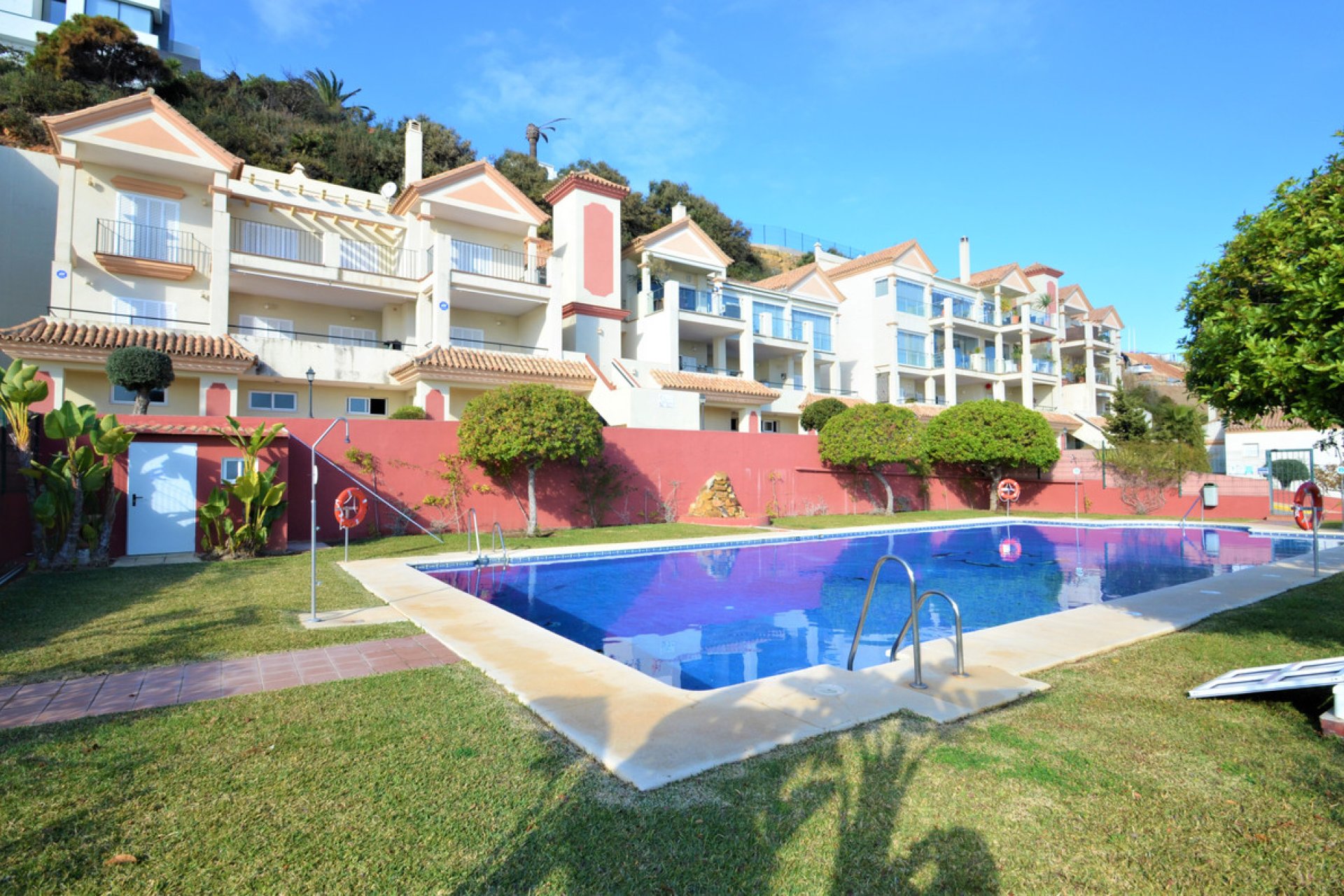 Resale - Apartment - Middle Floor Apartment - Manilva - La Duquesa