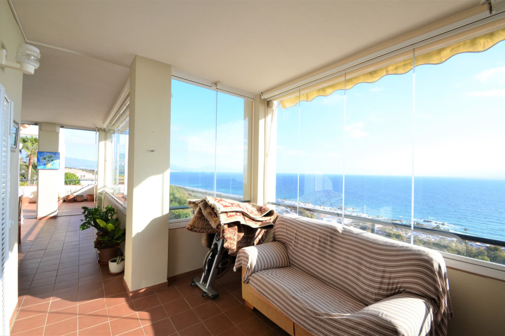 Resale - Apartment - Middle Floor Apartment - Manilva - La Duquesa