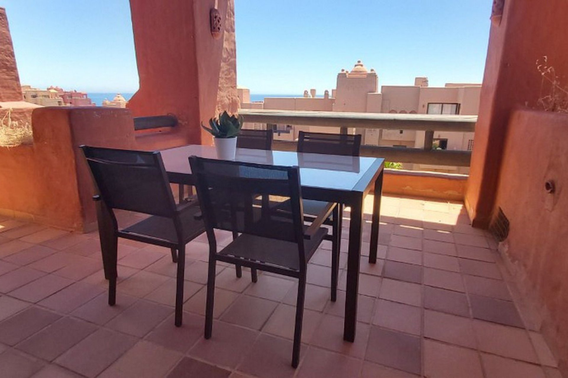 Resale - Apartment - Middle Floor Apartment - Manilva - La Duquesa