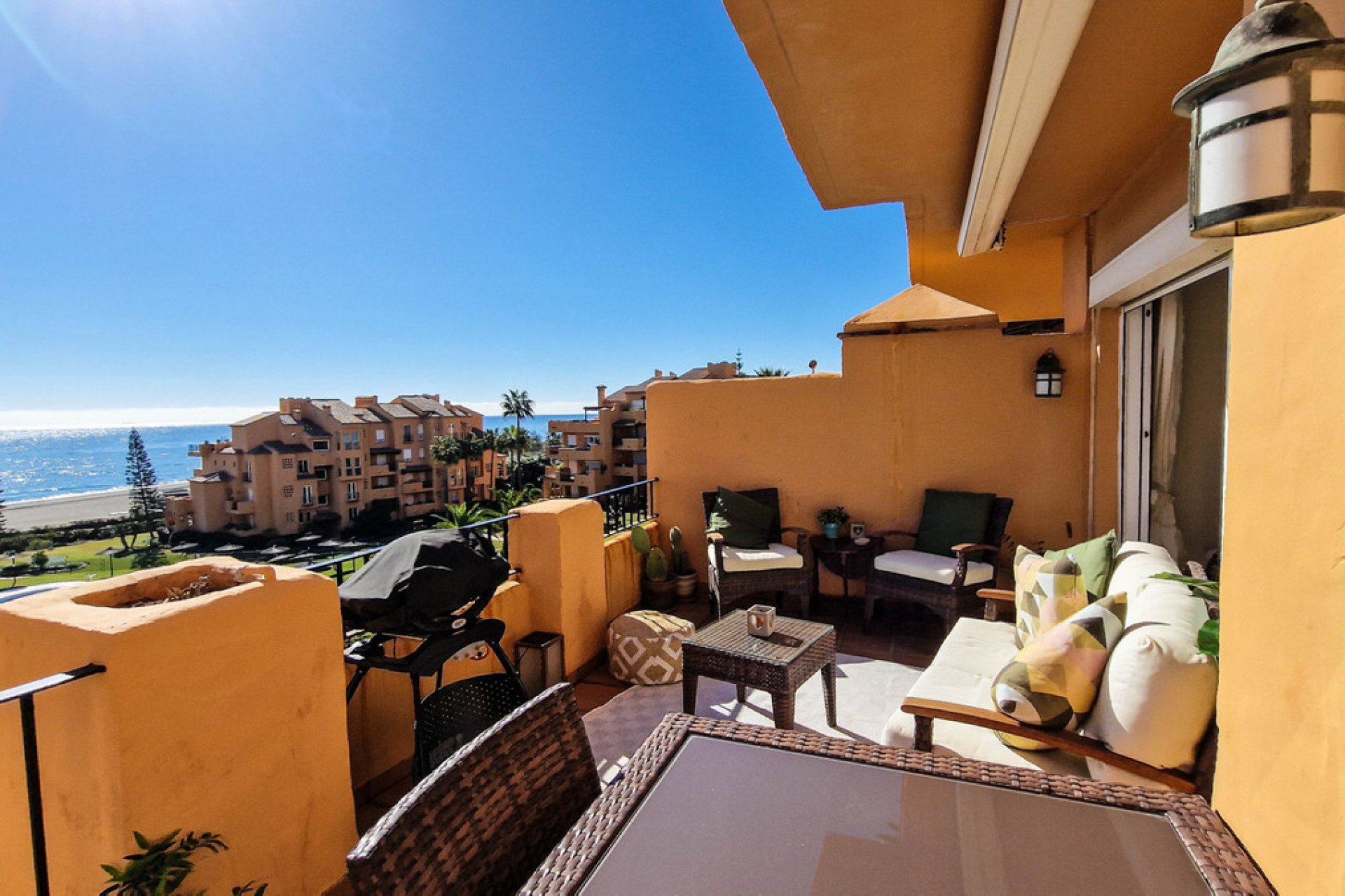 Resale - Apartment - Middle Floor Apartment - Manilva - La Duquesa