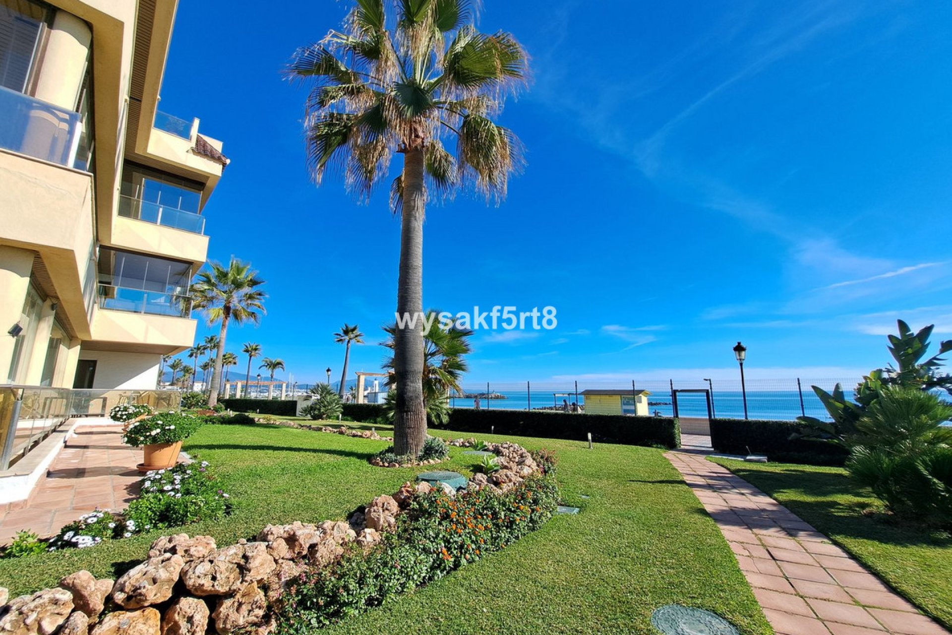 Resale - Apartment - Middle Floor Apartment - Manilva - La Duquesa