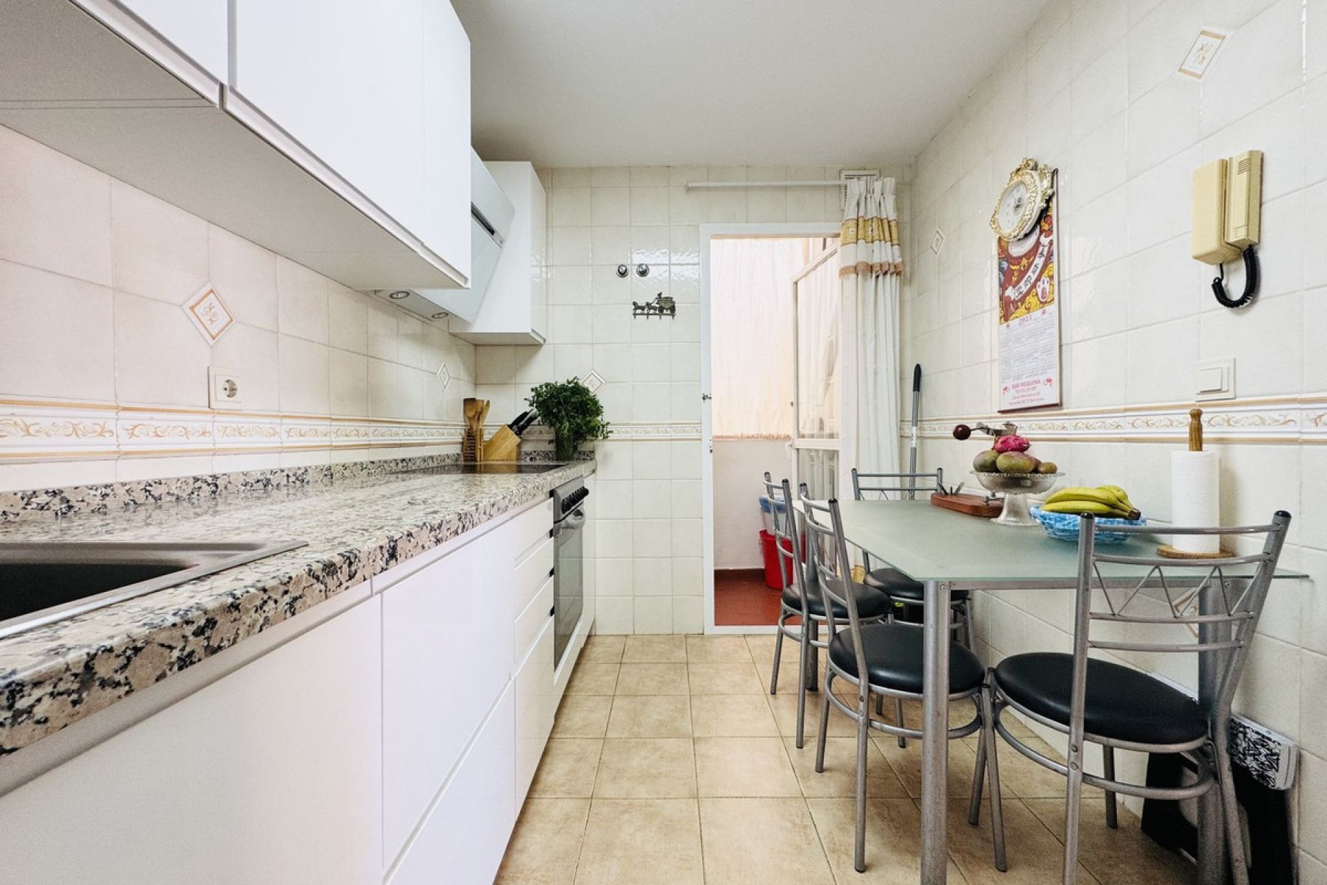 Resale - Apartment - Middle Floor Apartment - Manilva - San Luis de Sabinillas