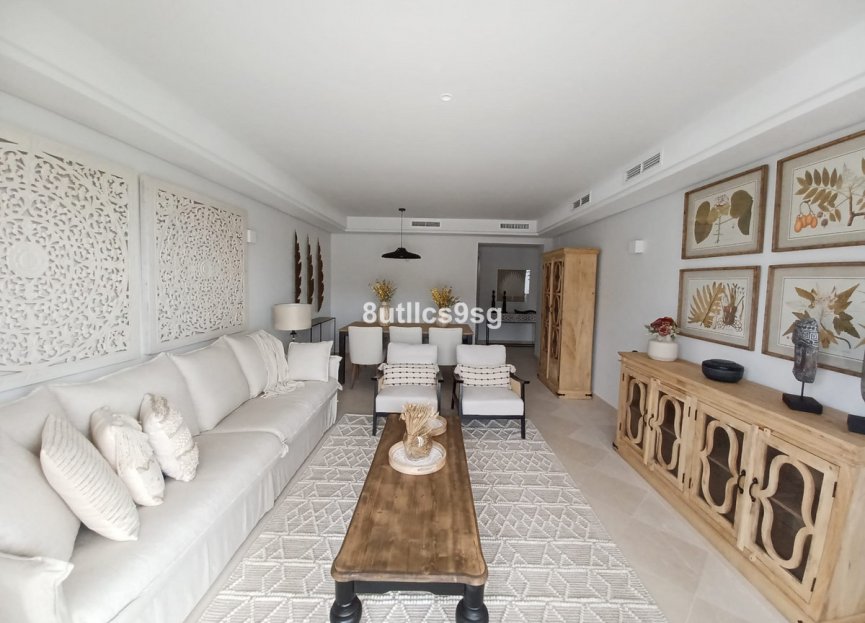 Resale - Apartment - Middle Floor Apartment - Marbella - Aloha