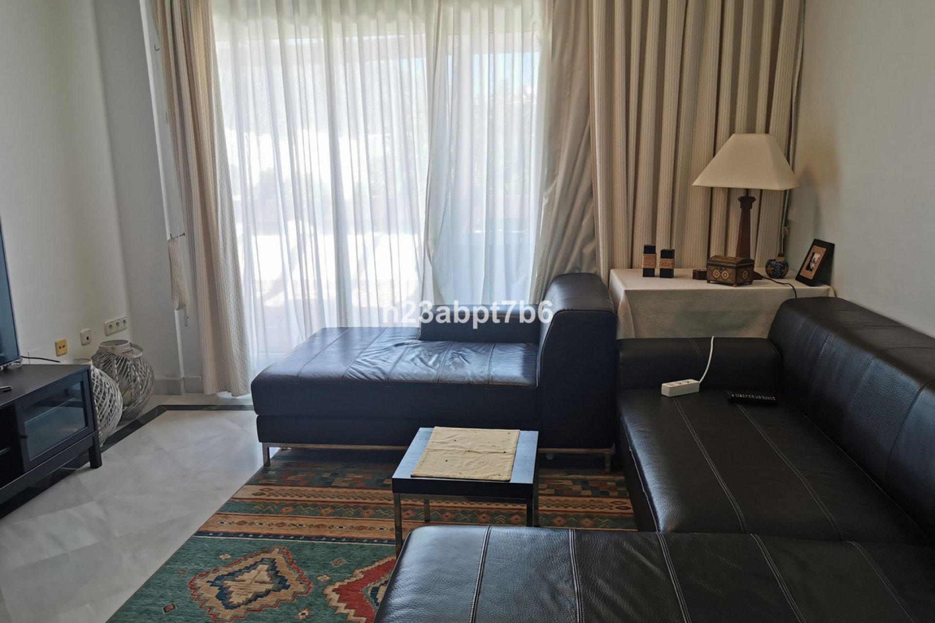 Resale - Apartment - Middle Floor Apartment - Marbella - Aloha