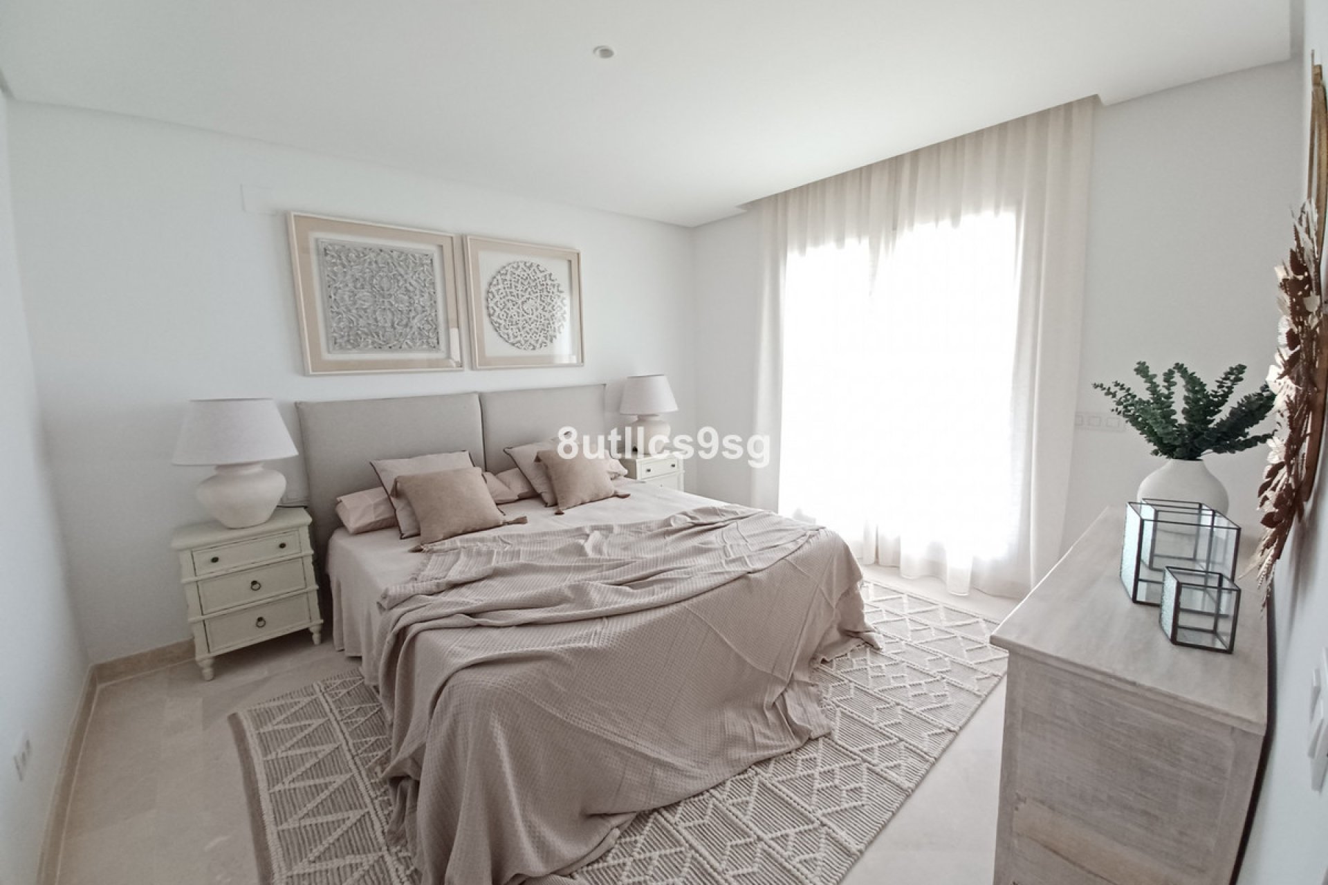 Resale - Apartment - Middle Floor Apartment - Marbella - Aloha