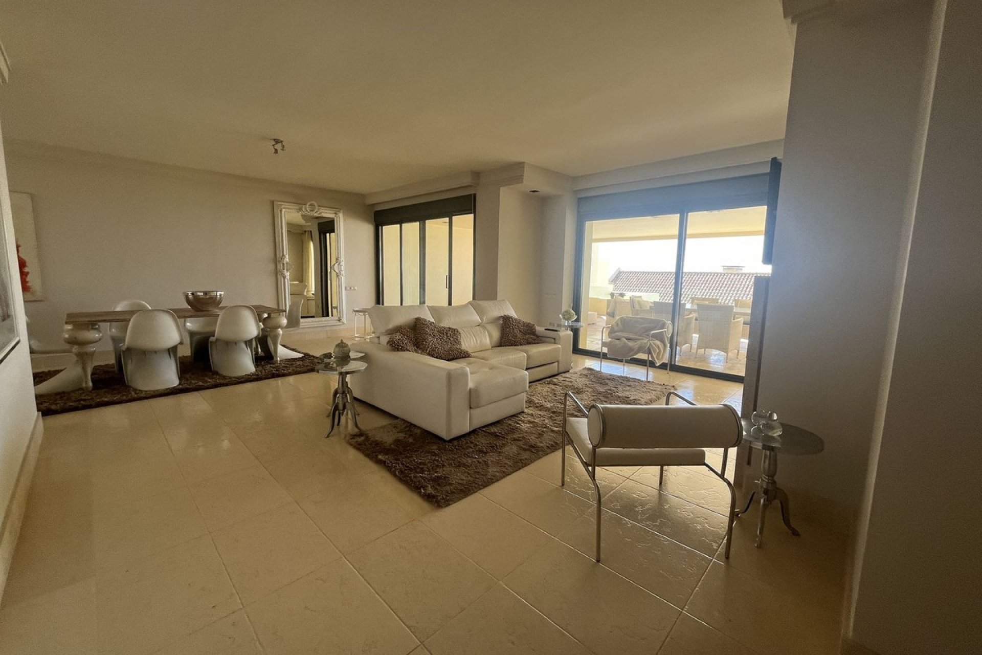 Resale - Apartment - Middle Floor Apartment - Marbella - Altos de los Monteros