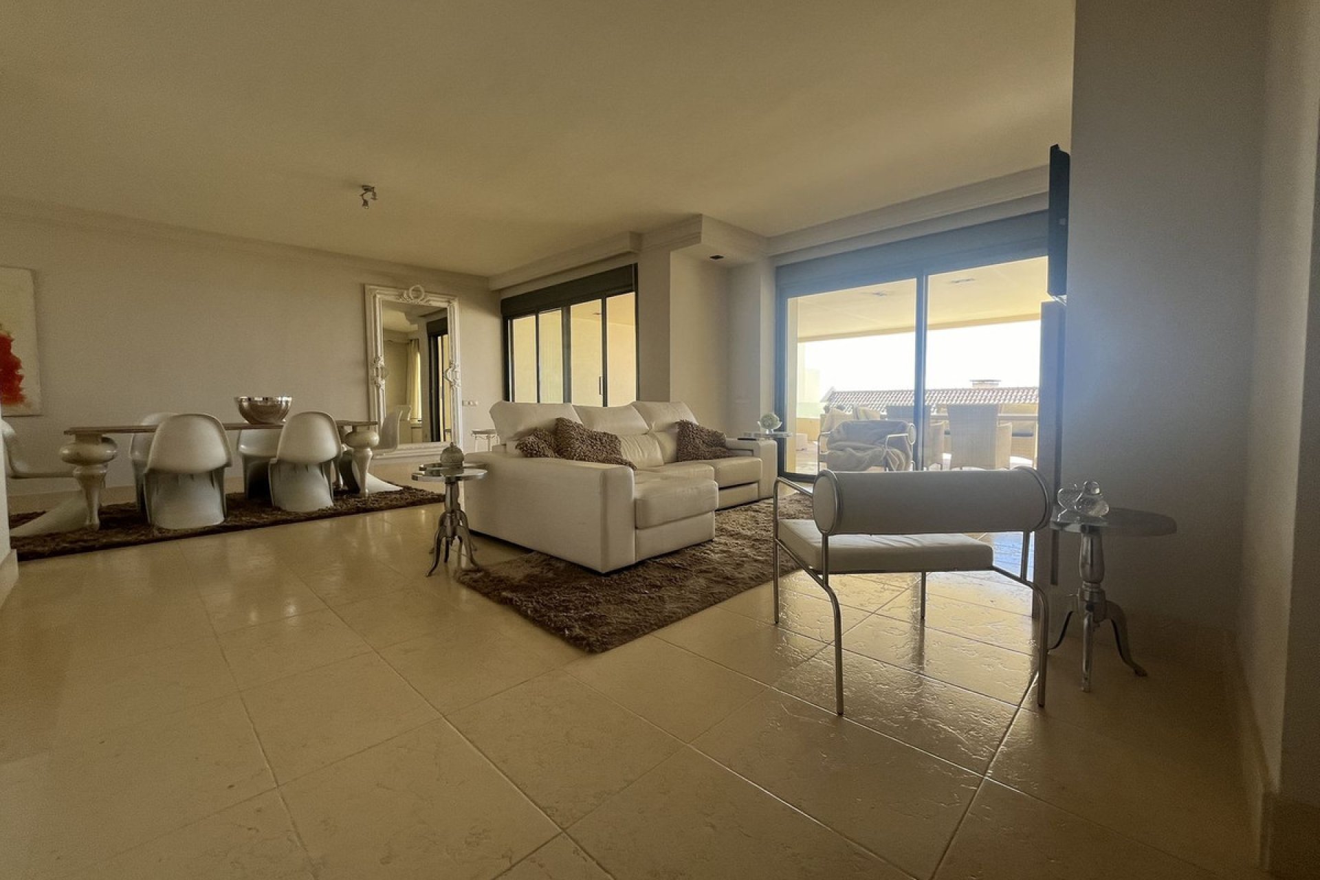 Resale - Apartment - Middle Floor Apartment - Marbella - Altos de los Monteros