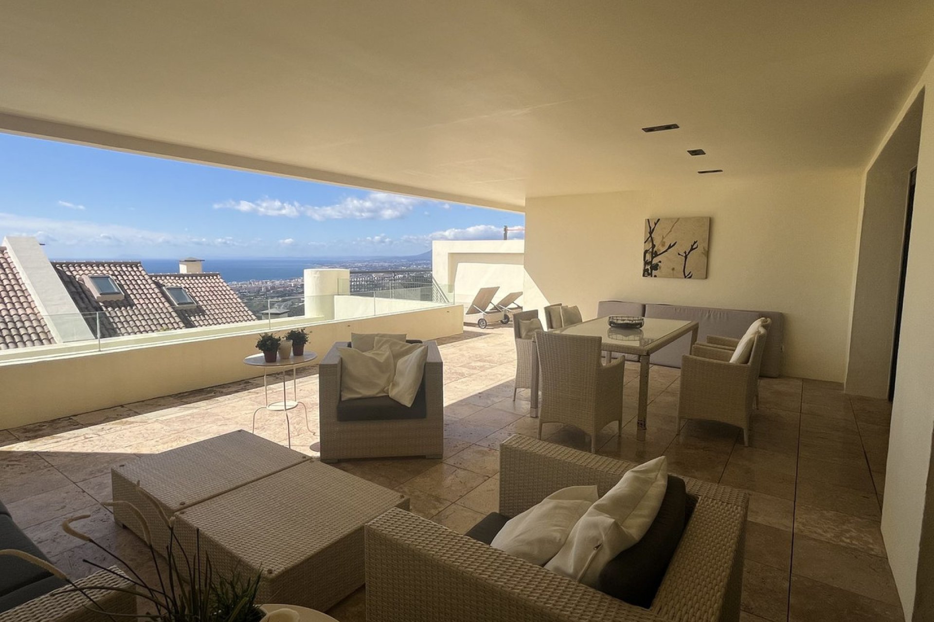 Resale - Apartment - Middle Floor Apartment - Marbella - Altos de los Monteros
