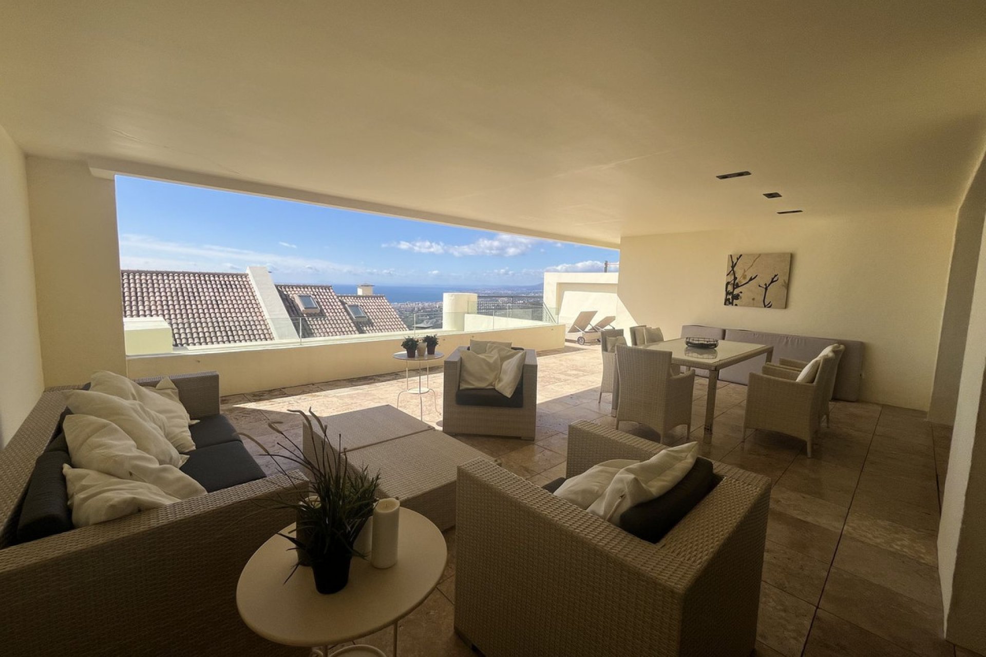 Resale - Apartment - Middle Floor Apartment - Marbella - Altos de los Monteros