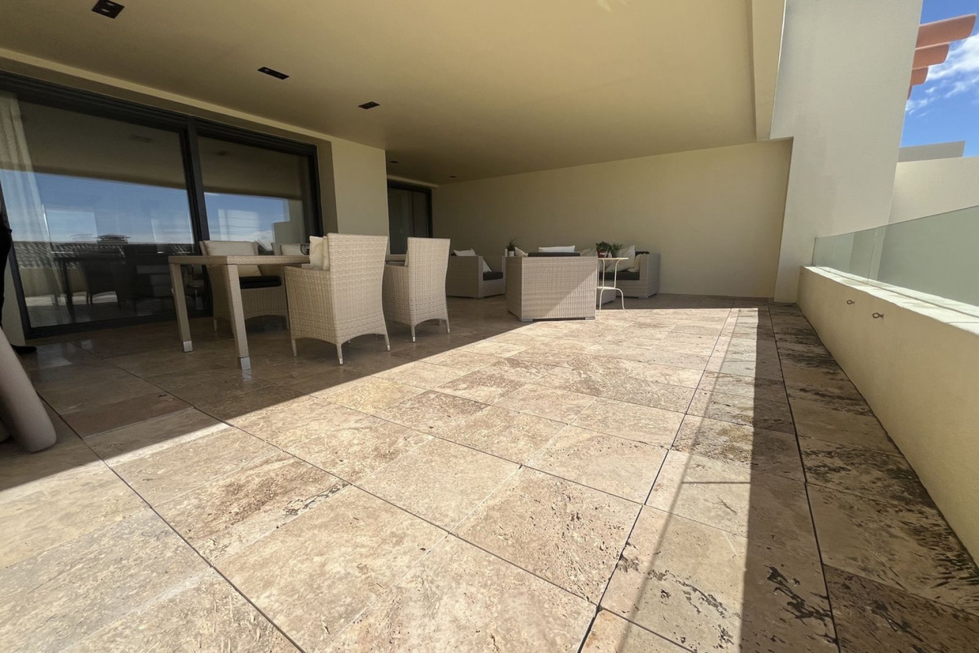 Resale - Apartment - Middle Floor Apartment - Marbella - Altos de los Monteros