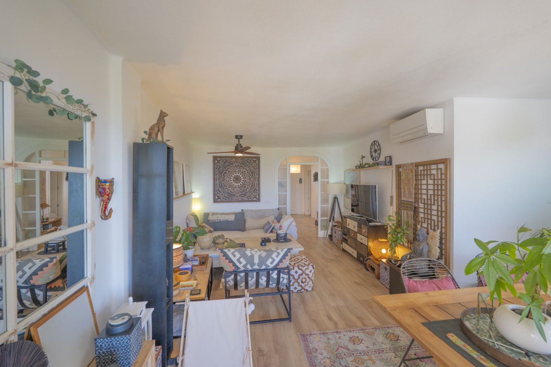 Resale - Apartment - Middle Floor Apartment - Marbella - Altos de los Monteros