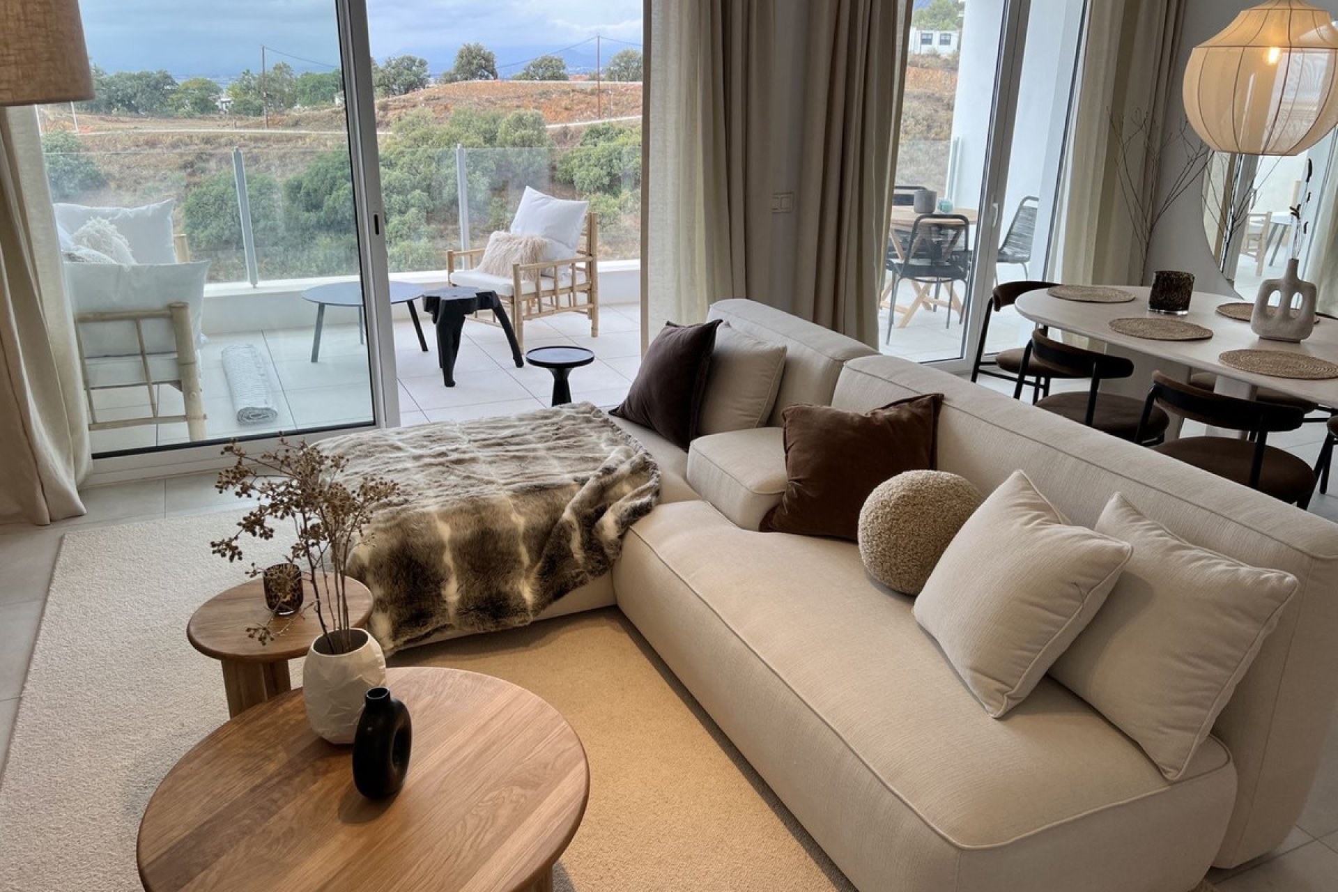 Resale - Apartment - Middle Floor Apartment - Marbella - Altos de los Monteros