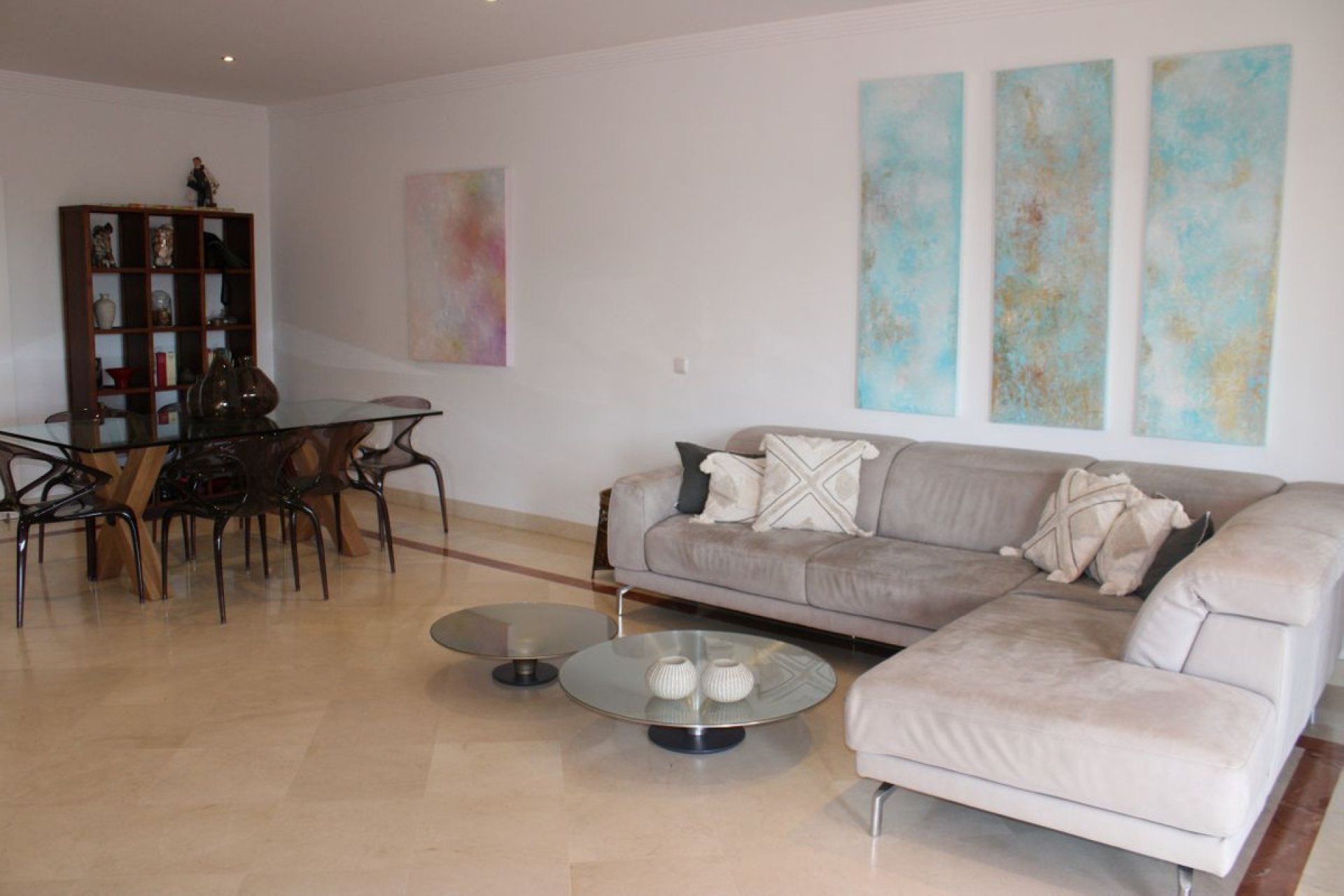 Resale - Apartment - Middle Floor Apartment - Marbella - Bahía de Marbella