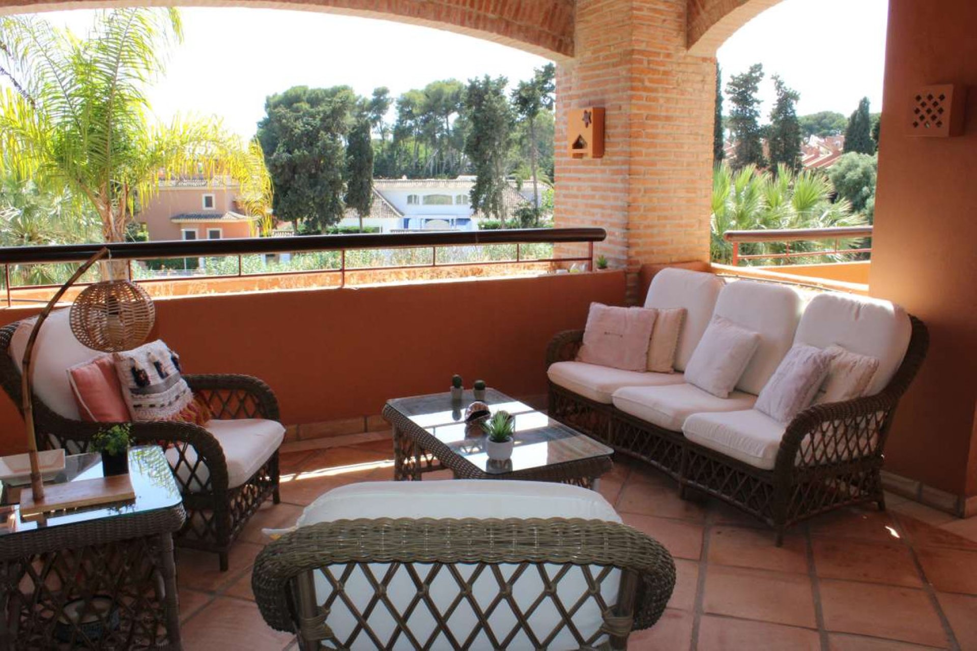 Resale - Apartment - Middle Floor Apartment - Marbella - Bahía de Marbella