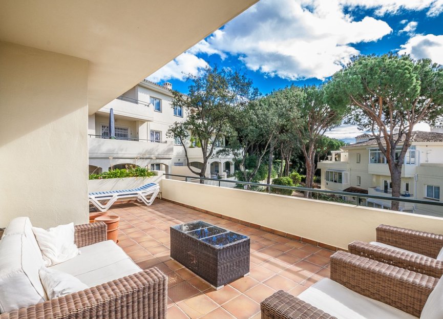 Resale - Apartment - Middle Floor Apartment - Marbella - Cabopino