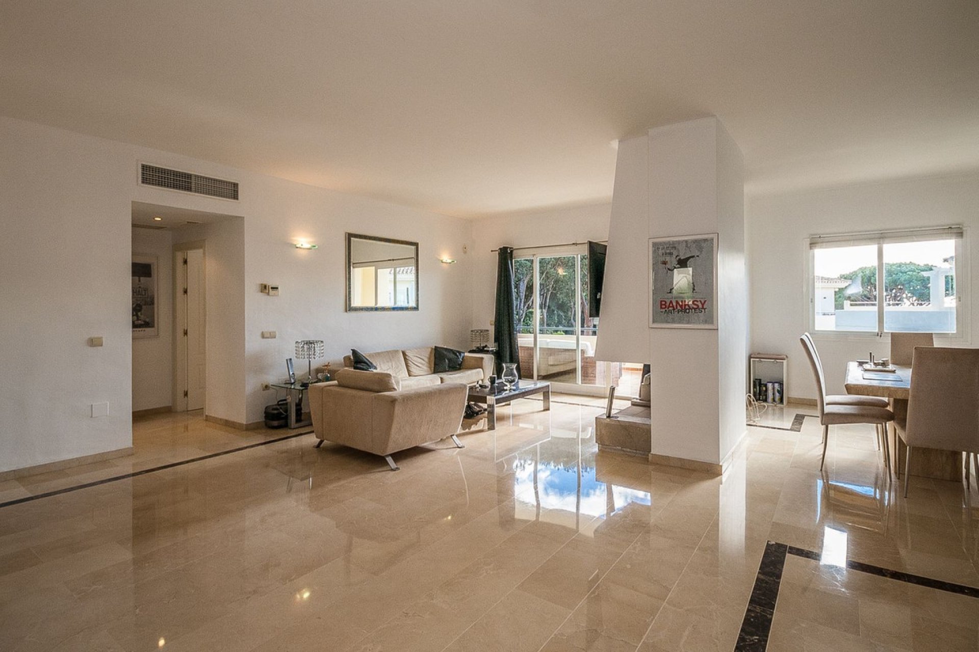 Resale - Apartment - Middle Floor Apartment - Marbella - Cabopino