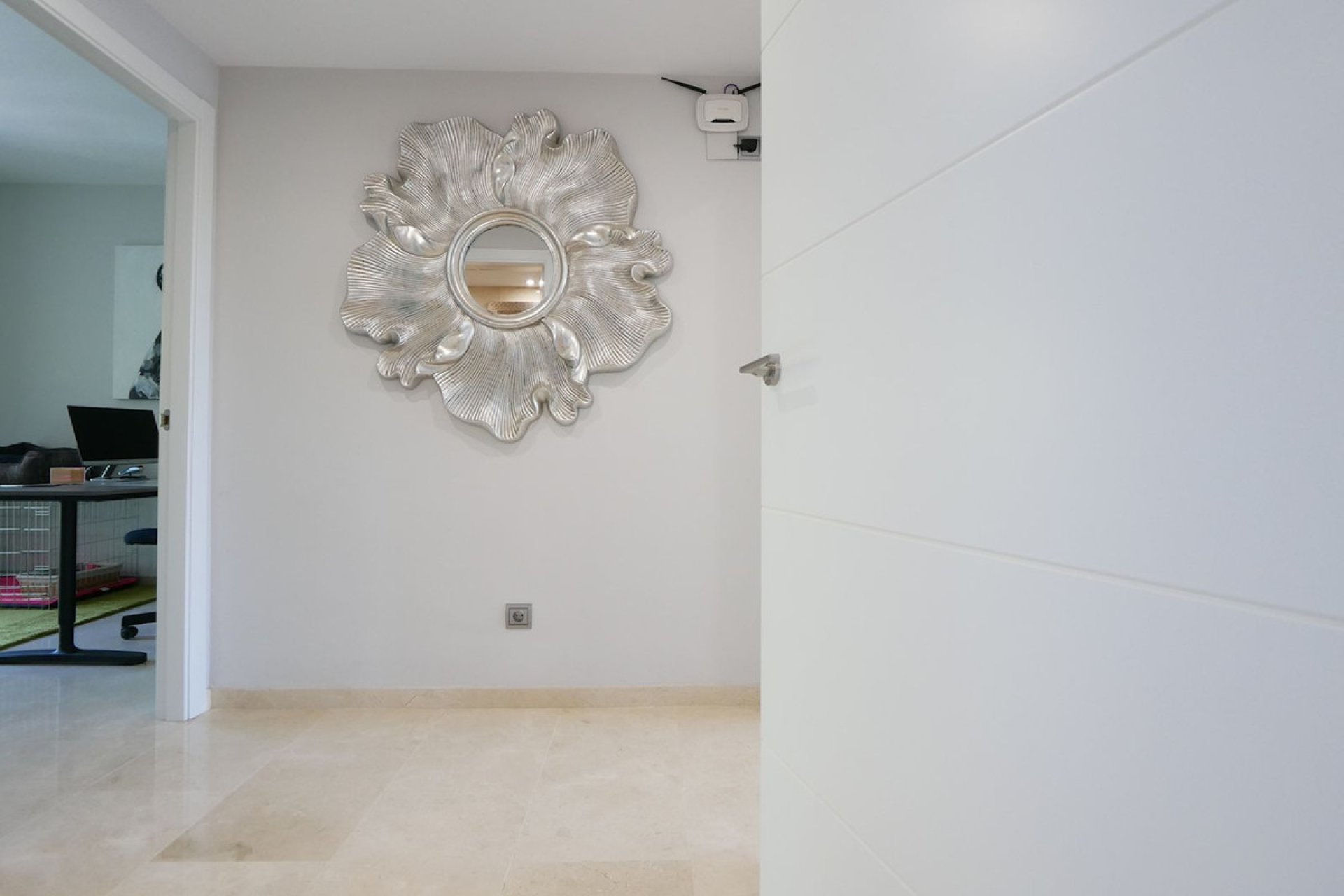 Resale - Apartment - Middle Floor Apartment - Marbella - Cabopino