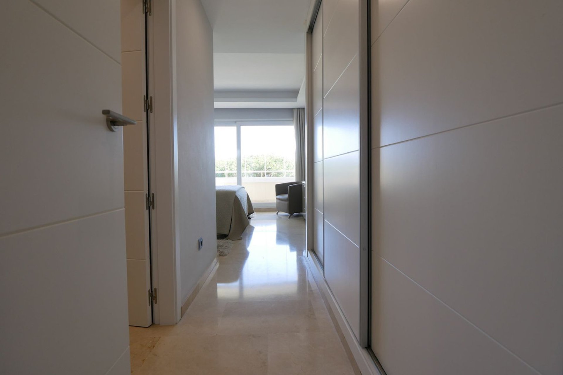 Resale - Apartment - Middle Floor Apartment - Marbella - Cabopino