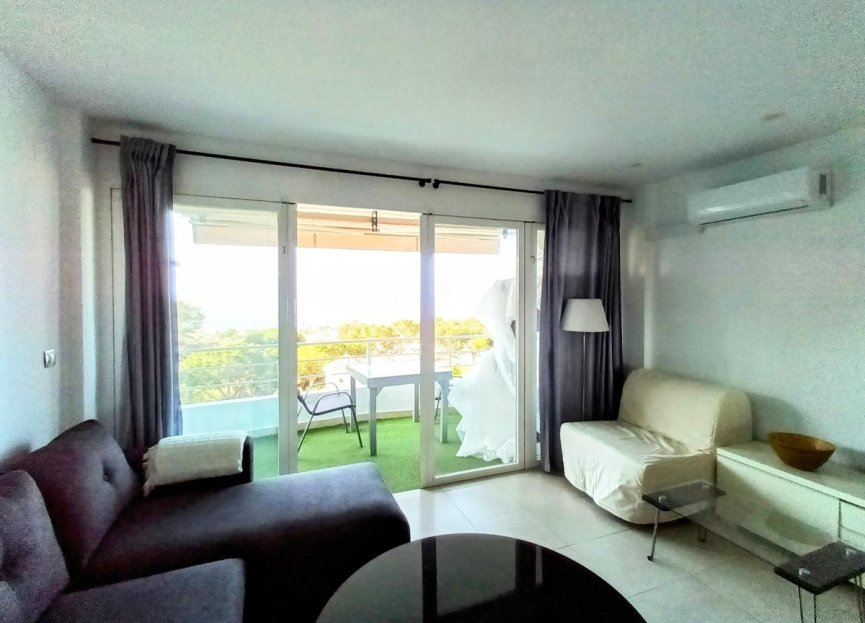Resale - Apartment - Middle Floor Apartment - Marbella - Costabella