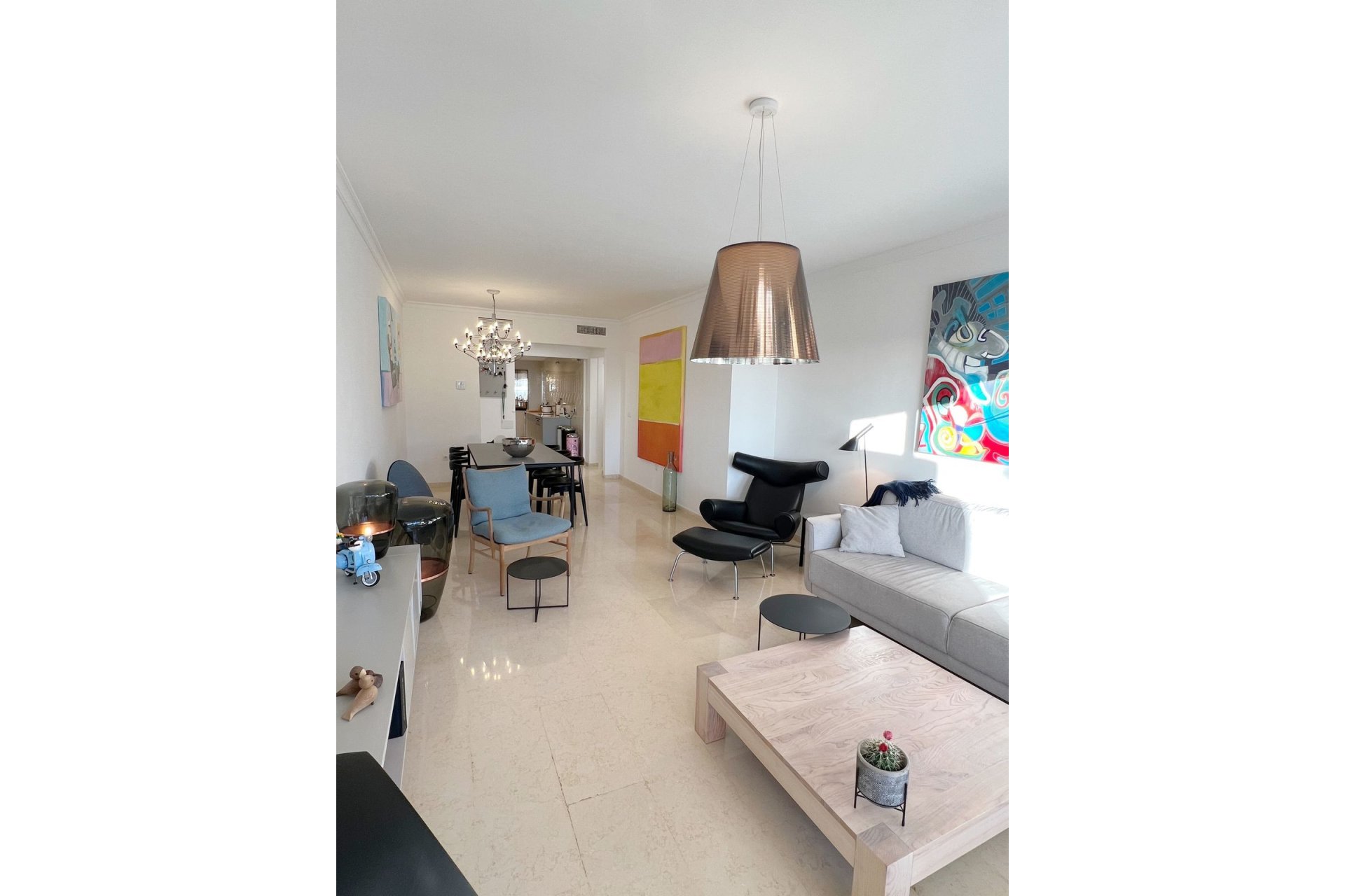 Resale - Apartment - Middle Floor Apartment - Marbella - Elviria