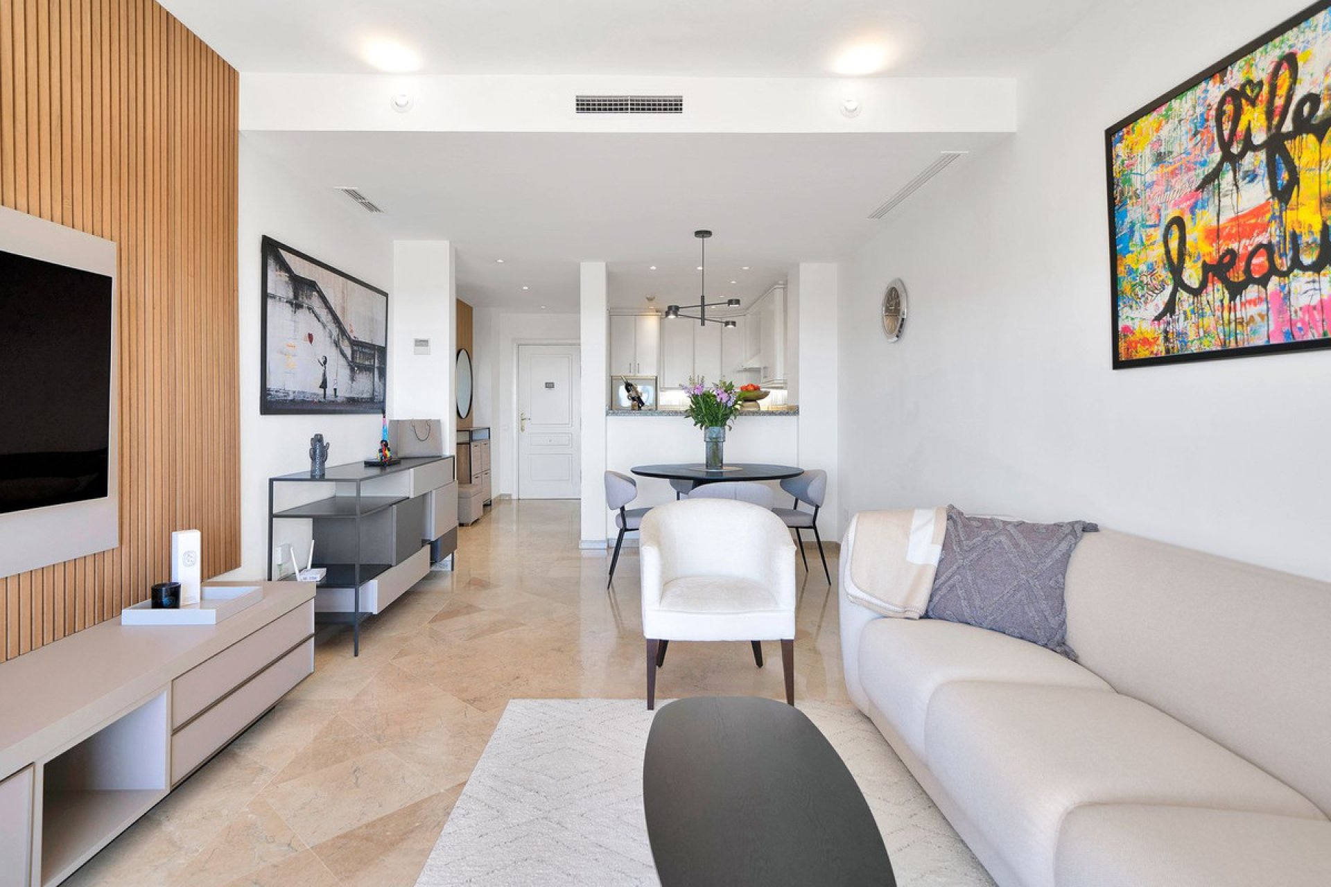 Resale - Apartment - Middle Floor Apartment - Marbella - Elviria