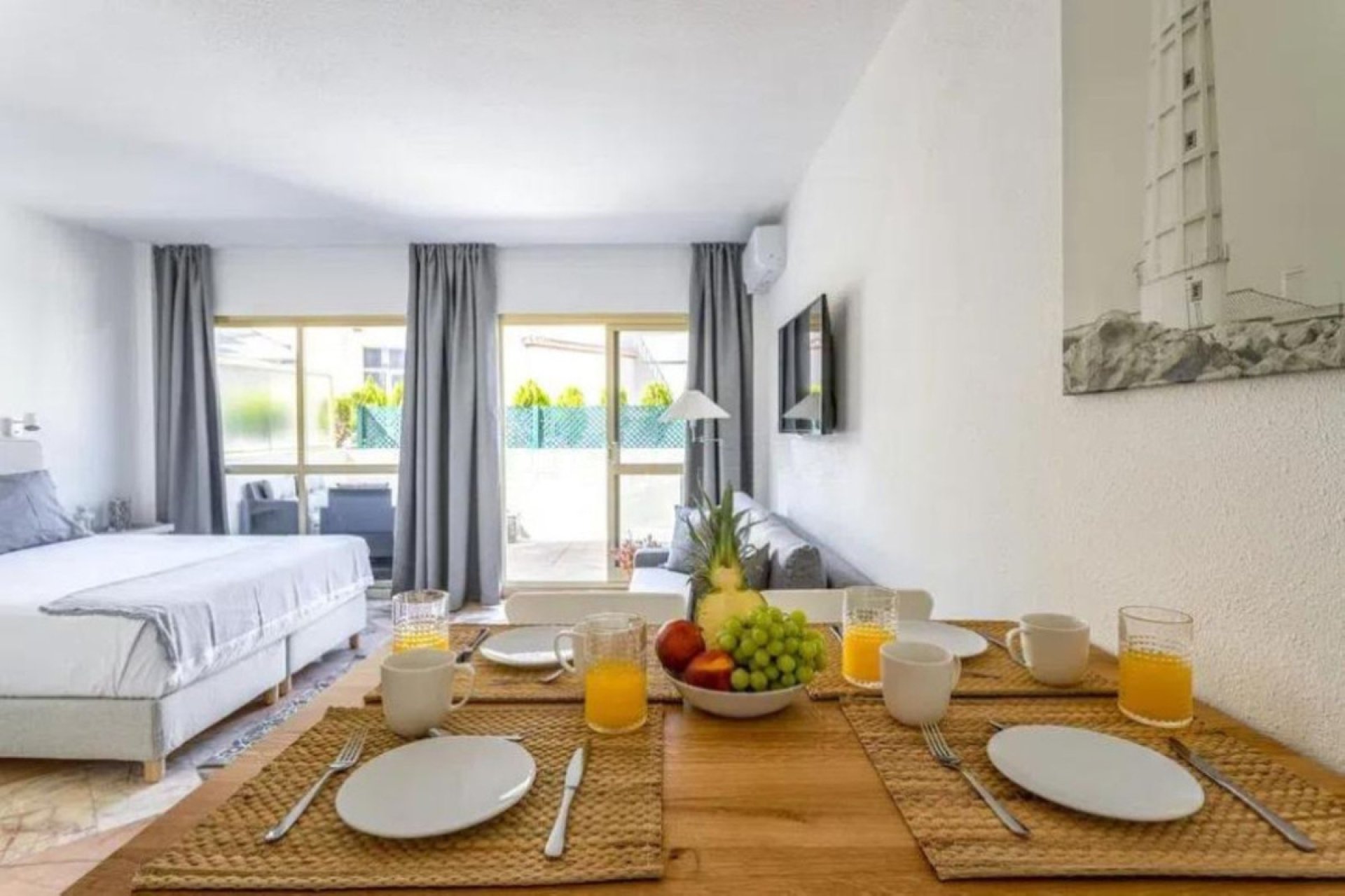 Resale - Apartment - Middle Floor Apartment - Marbella - Elviria