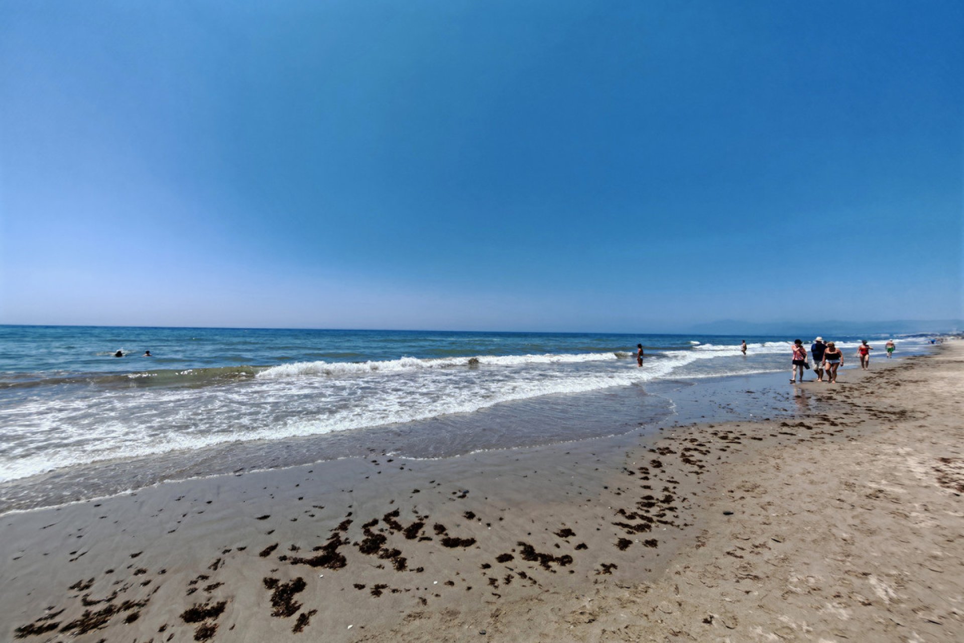 Resale - Apartment - Middle Floor Apartment - Marbella - Elviria