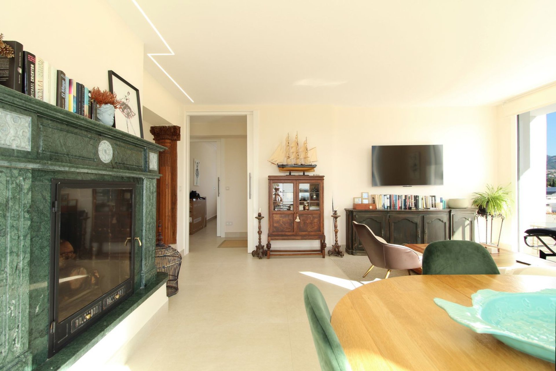 Resale - Apartment - Middle Floor Apartment - Marbella - Guadalmina Alta