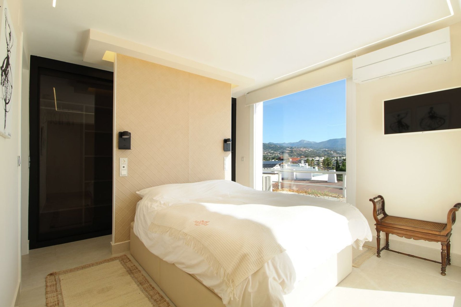 Resale - Apartment - Middle Floor Apartment - Marbella - Guadalmina Alta