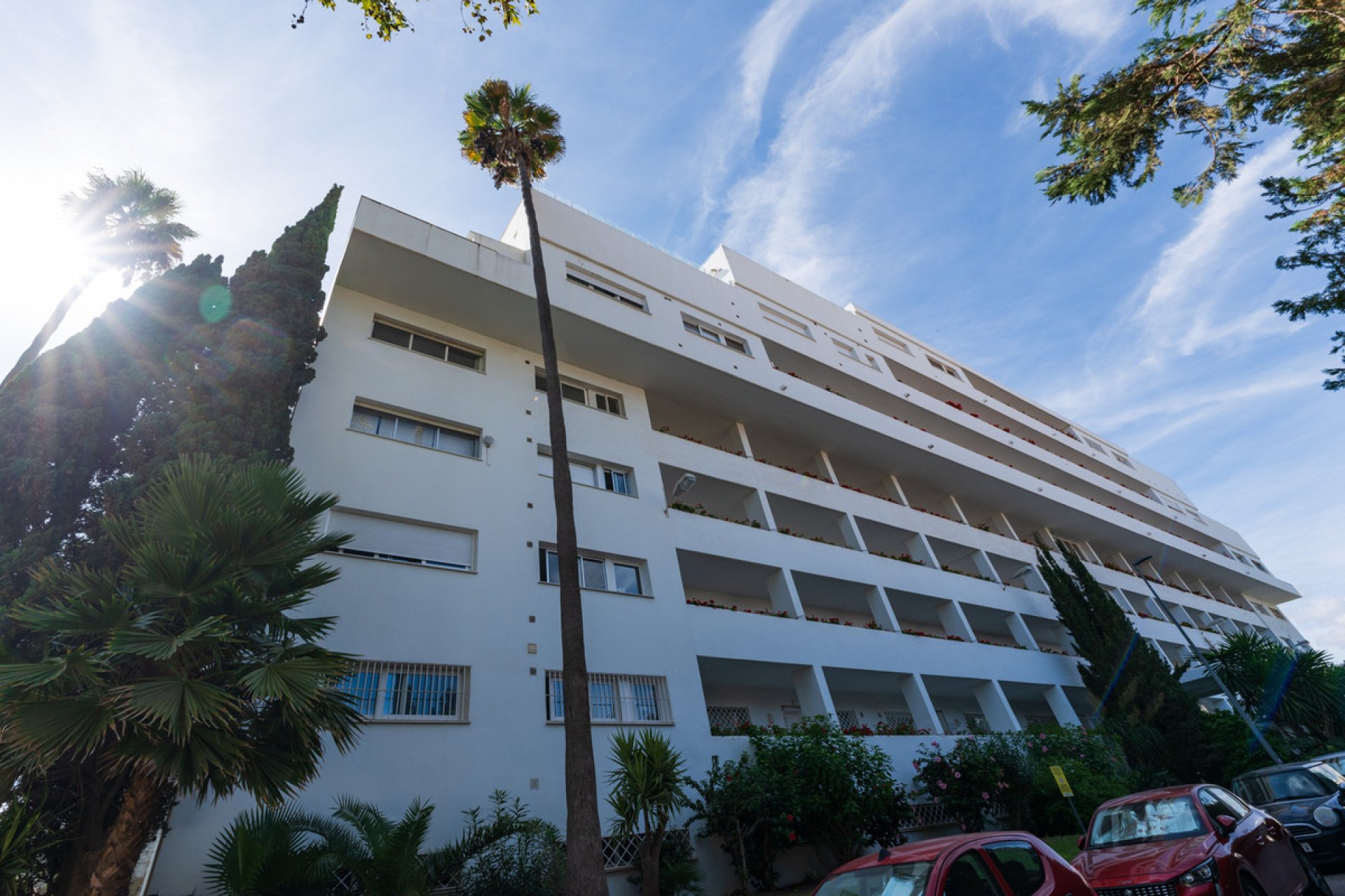 Resale - Apartment - Middle Floor Apartment - Marbella - Guadalmina Alta