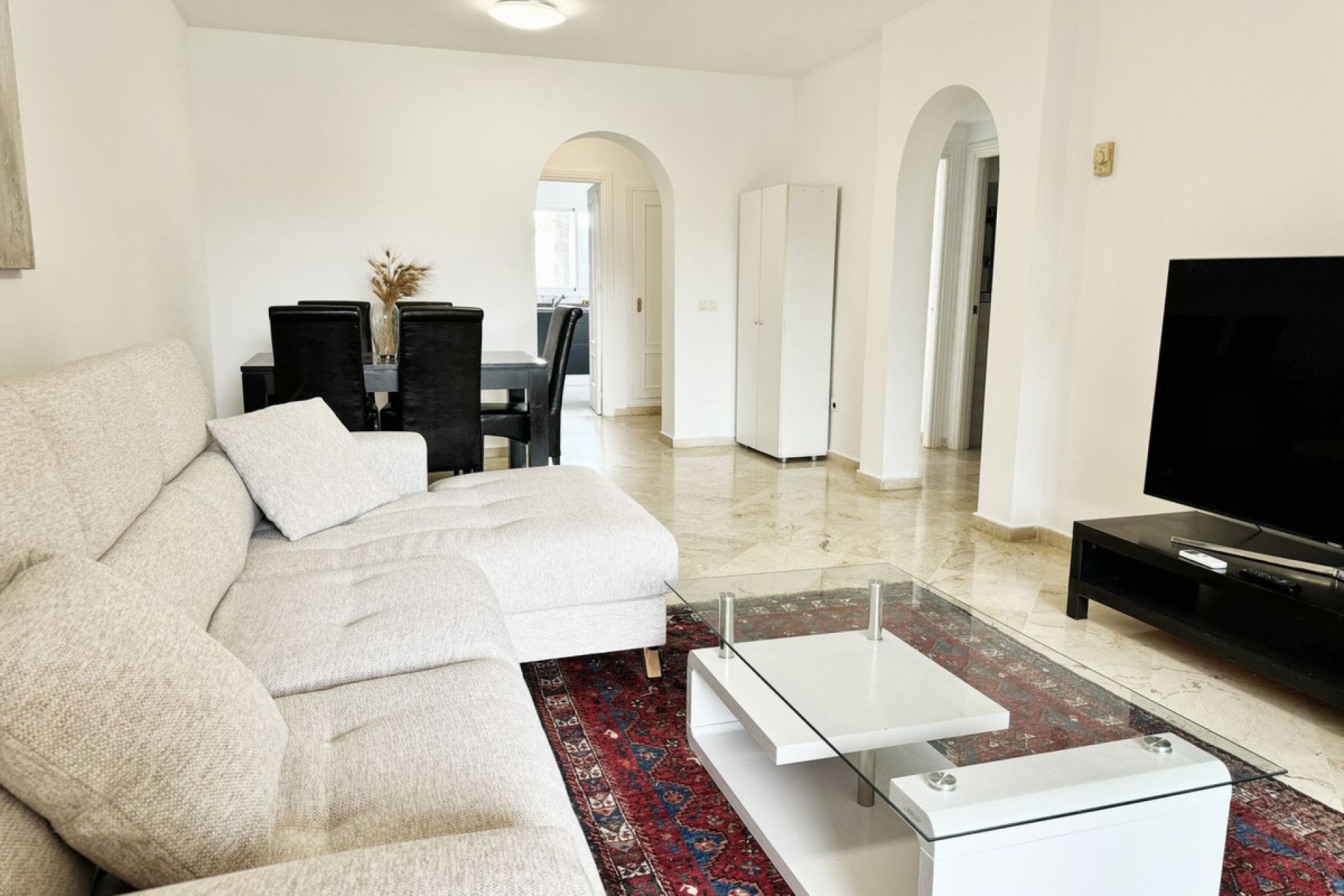 Resale - Apartment - Middle Floor Apartment - Marbella - Guadalmina Alta